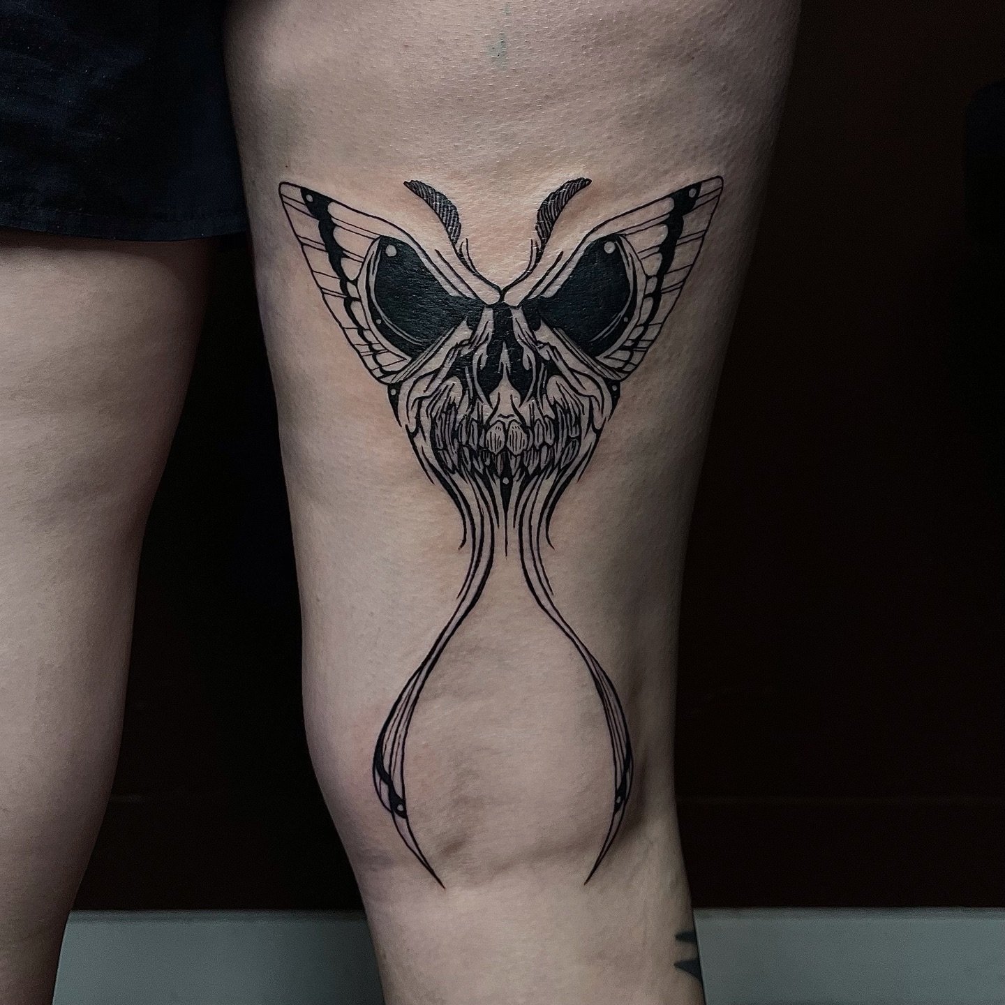 Flash for dearest friend, booking march 🦋