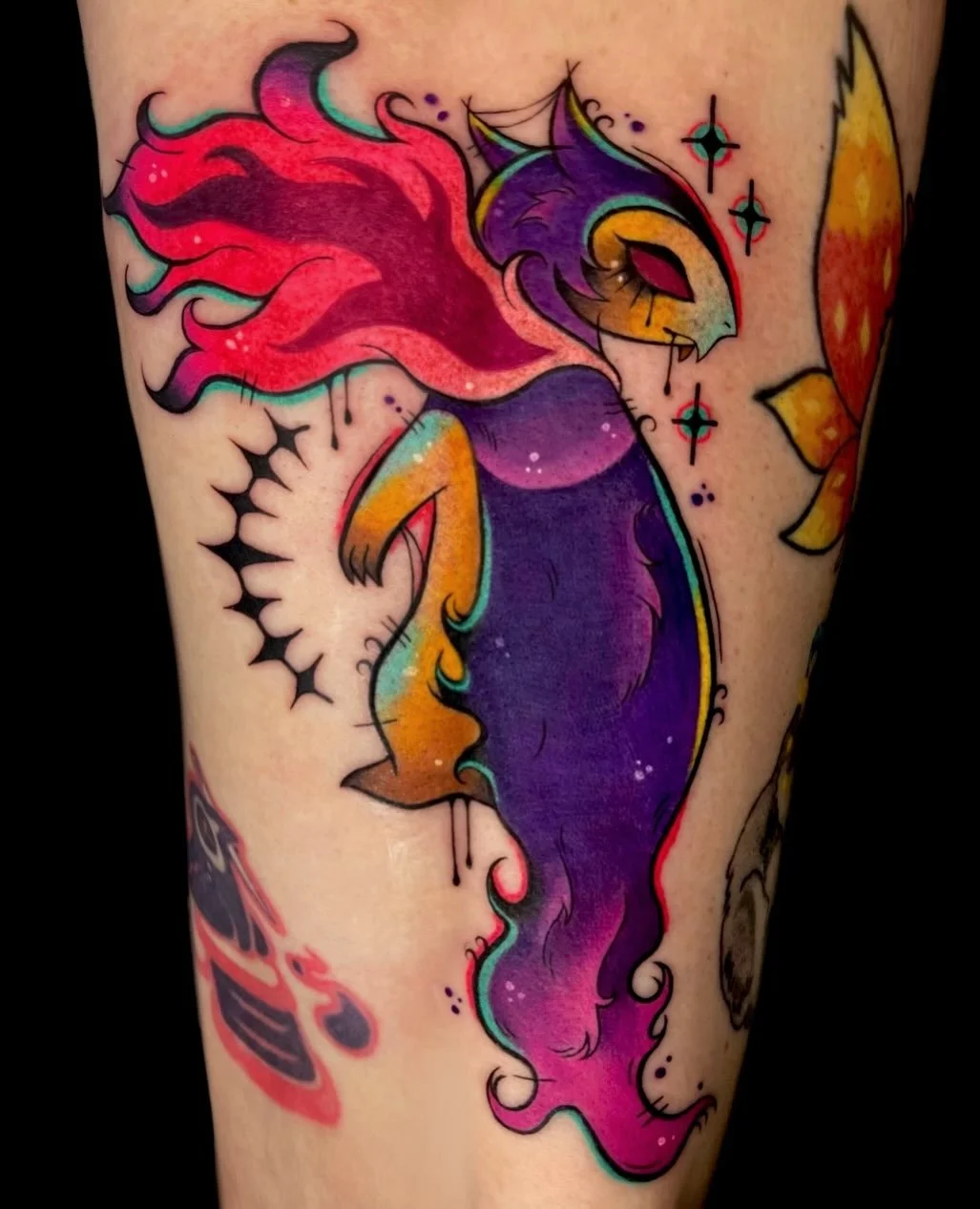 Big &lsquo;ol Hisuian Typhlosion gap filler for K! Thanks for travelling to get this guy, he&rsquo;s one of my favourite regional variants. It wraps quite a bit so the first photo is them mashed together &mdash; swipe to see original pics 💜🩷💙❤️&zw