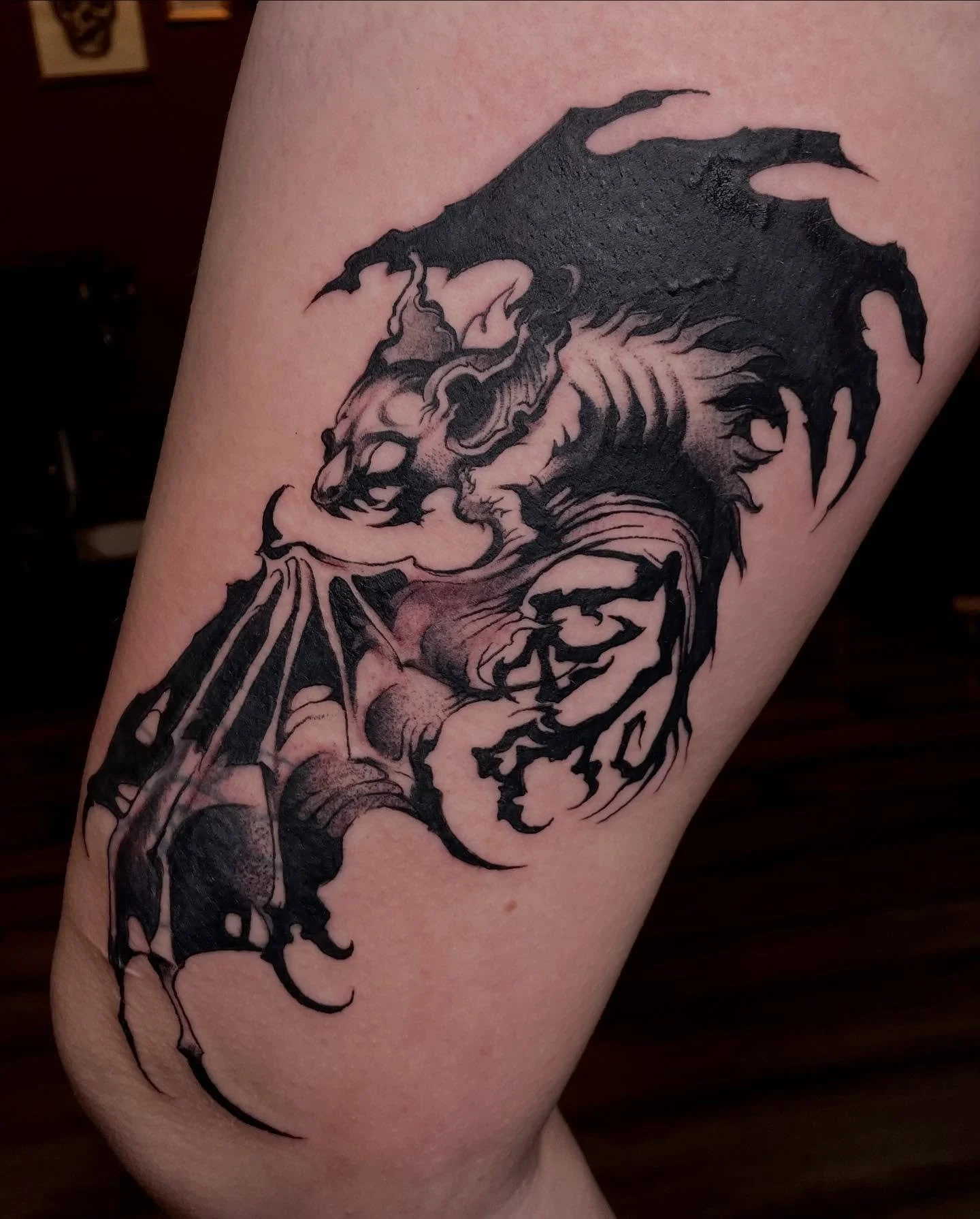 BAT 🦇  inner leg tattoo slightly edited for coverup purposes. 

#yvrtattoo #vancouvertattoo #vancouverartist #gothicvancouver vancouvergoth bat battattoo artwork batartwork blackwork blackandgray gothictattoo  witchytattoo witchtattoo magictattoo wi