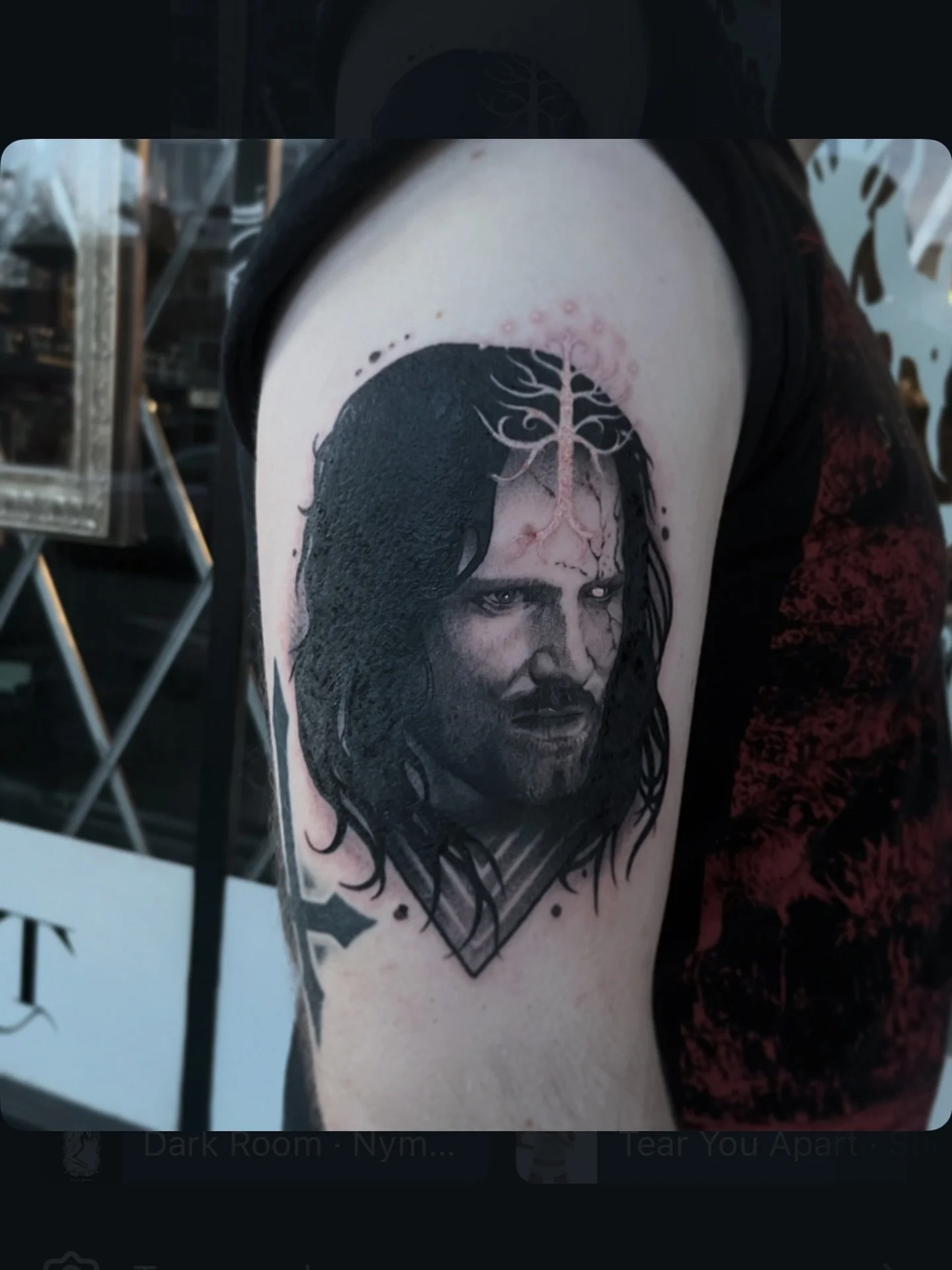 Our lord and savior, Aragorn , thanks again!
#tattoo #tattooartist #vancovertattooartist  #lordoftherings #lotrtattoo