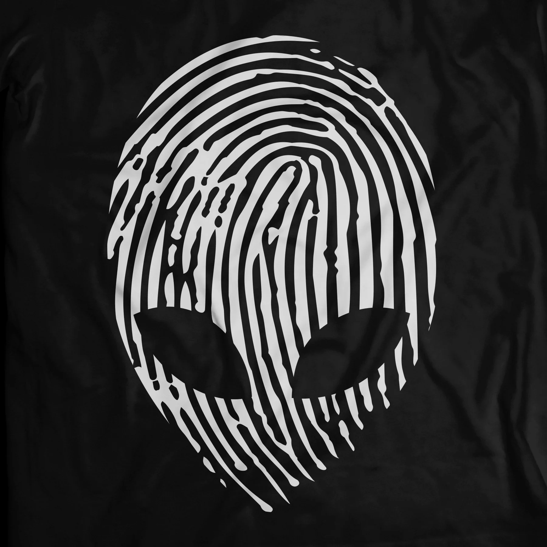 ALIEN-WHITE-ON-BLACK-CLOSE-UP.jpg