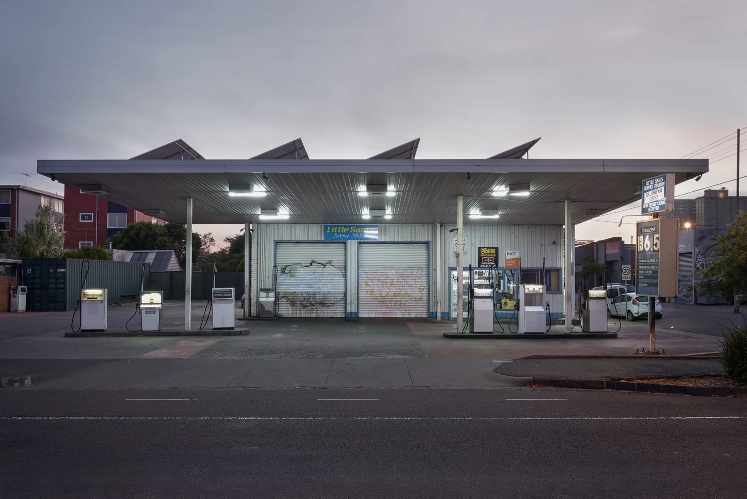 Did Beyoncé really rock up at Little Sam's Service Station? — Wolf ...