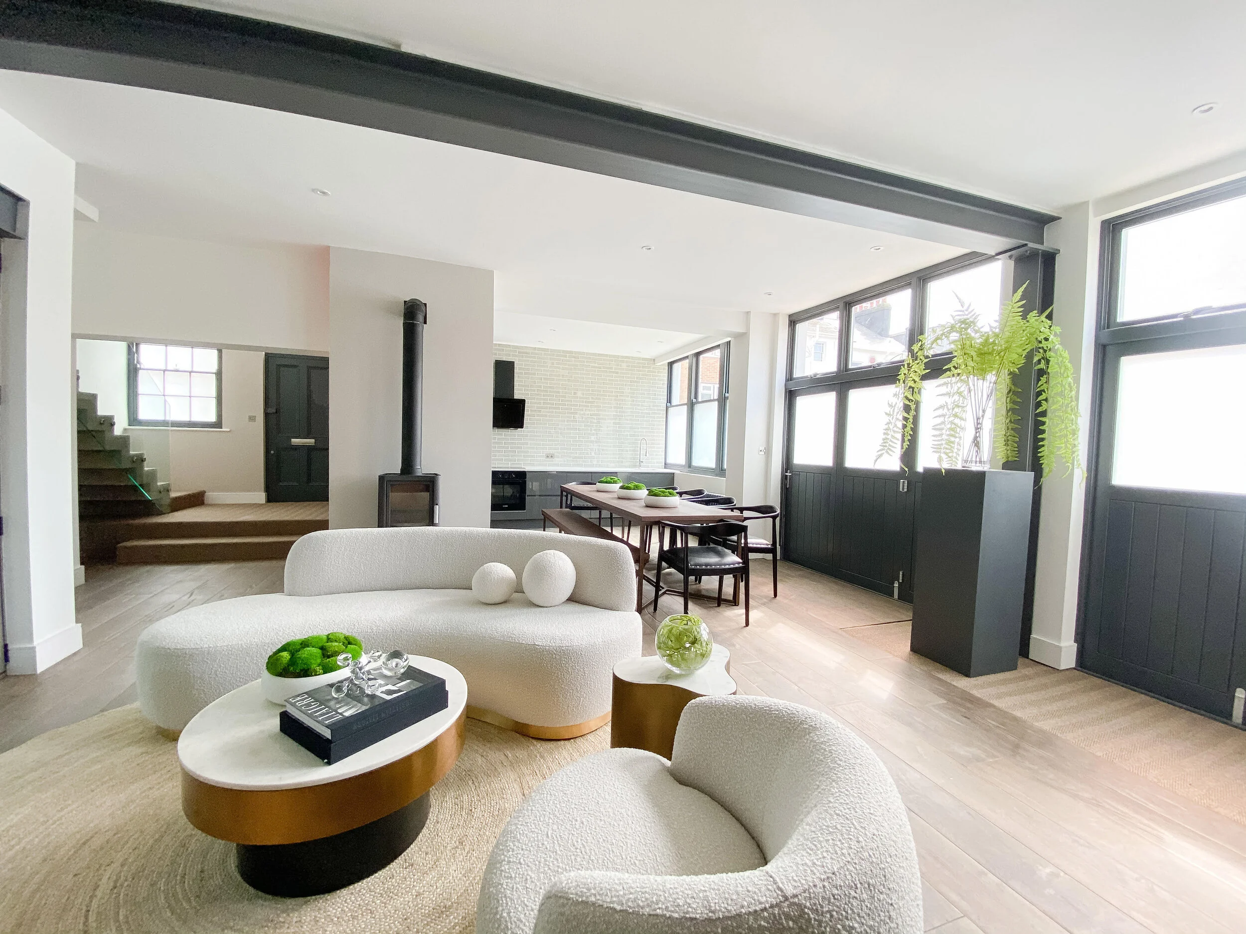 LivingRoom1.jpg