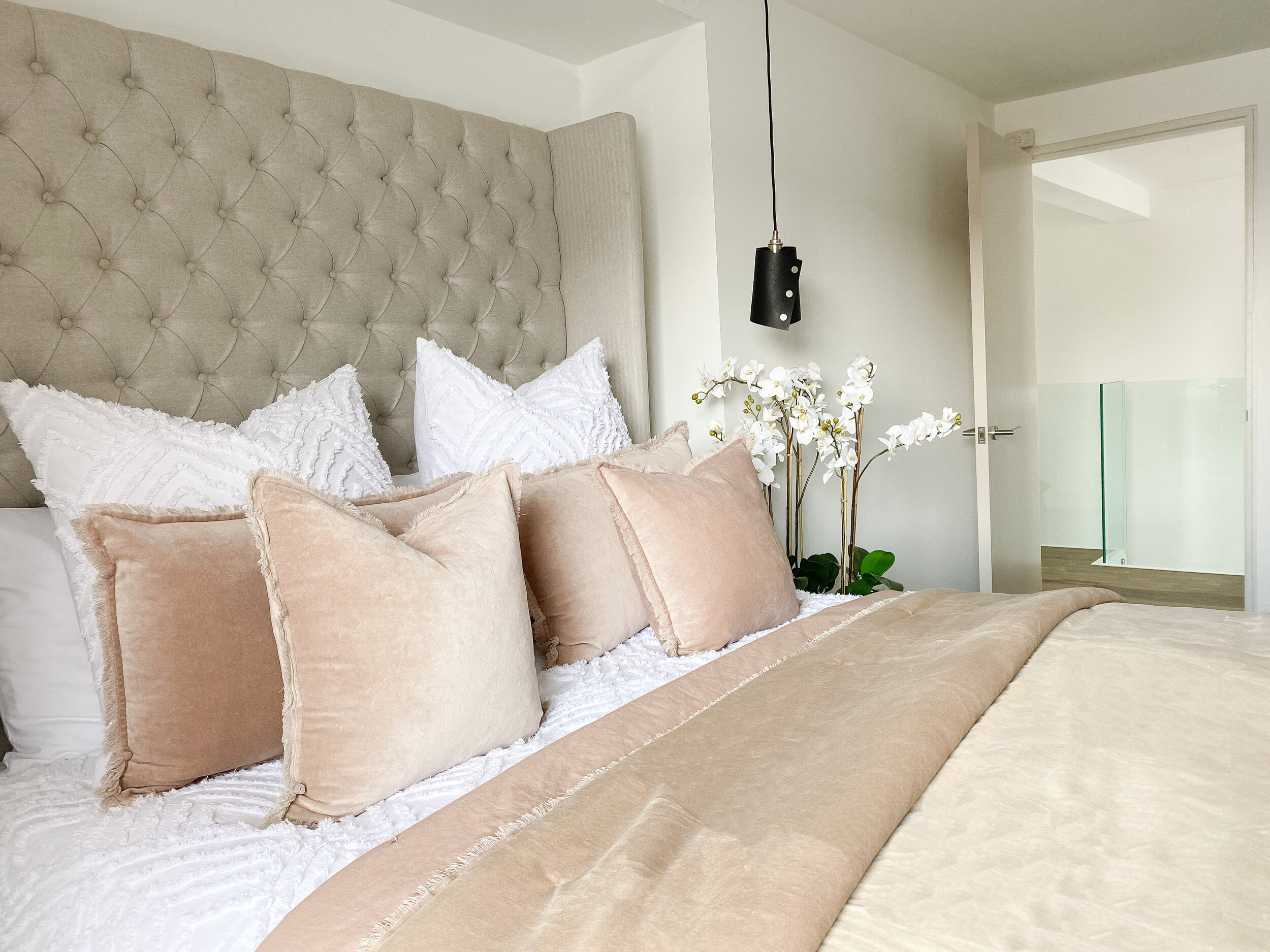 BedroomBlush1.jpg