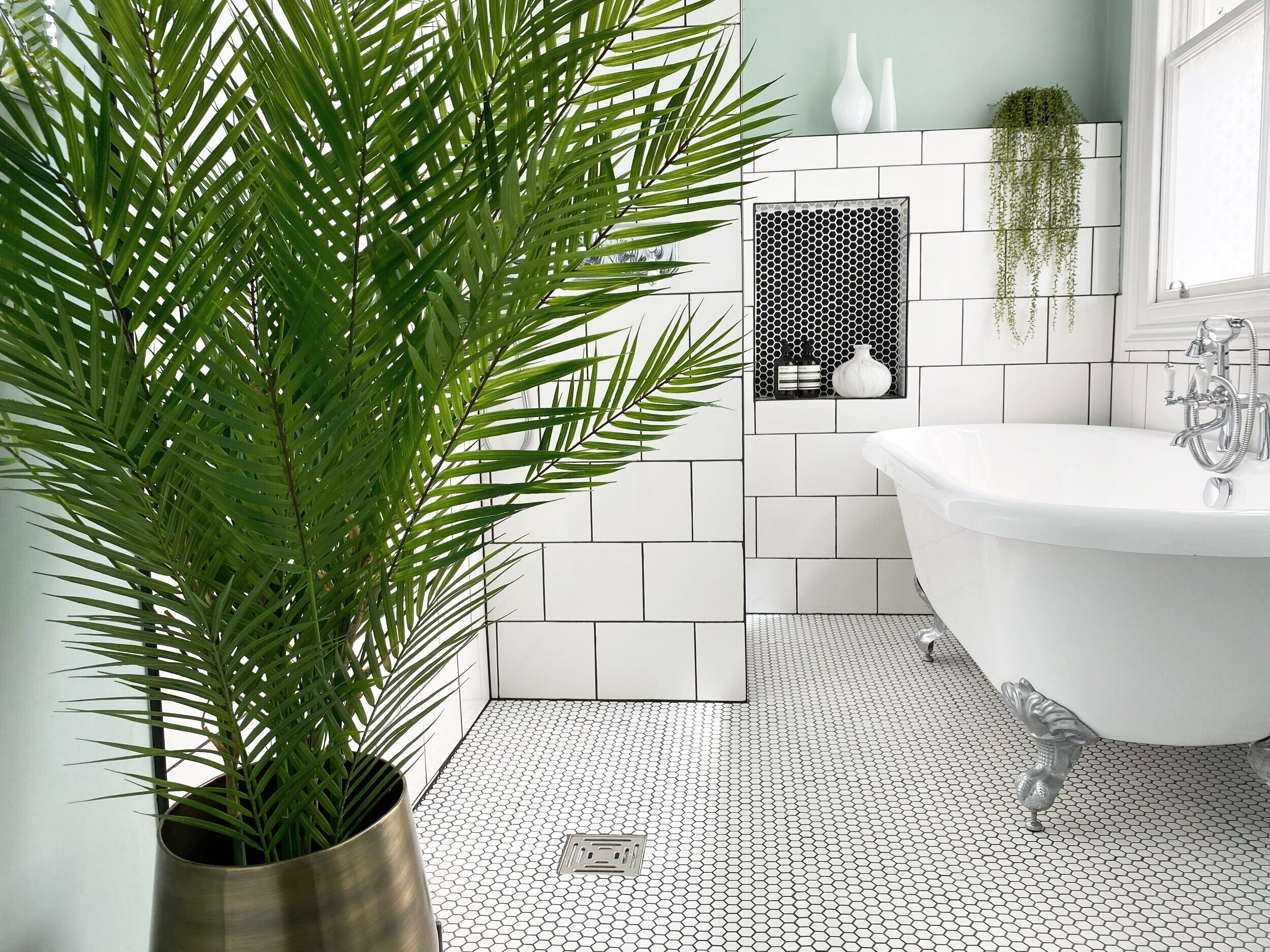 Bathroom5.jpg