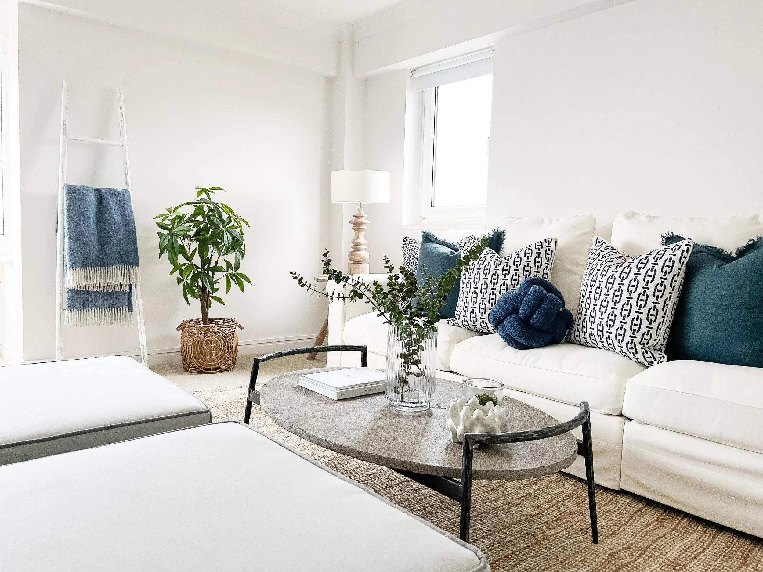 LivingRoom11.jpg