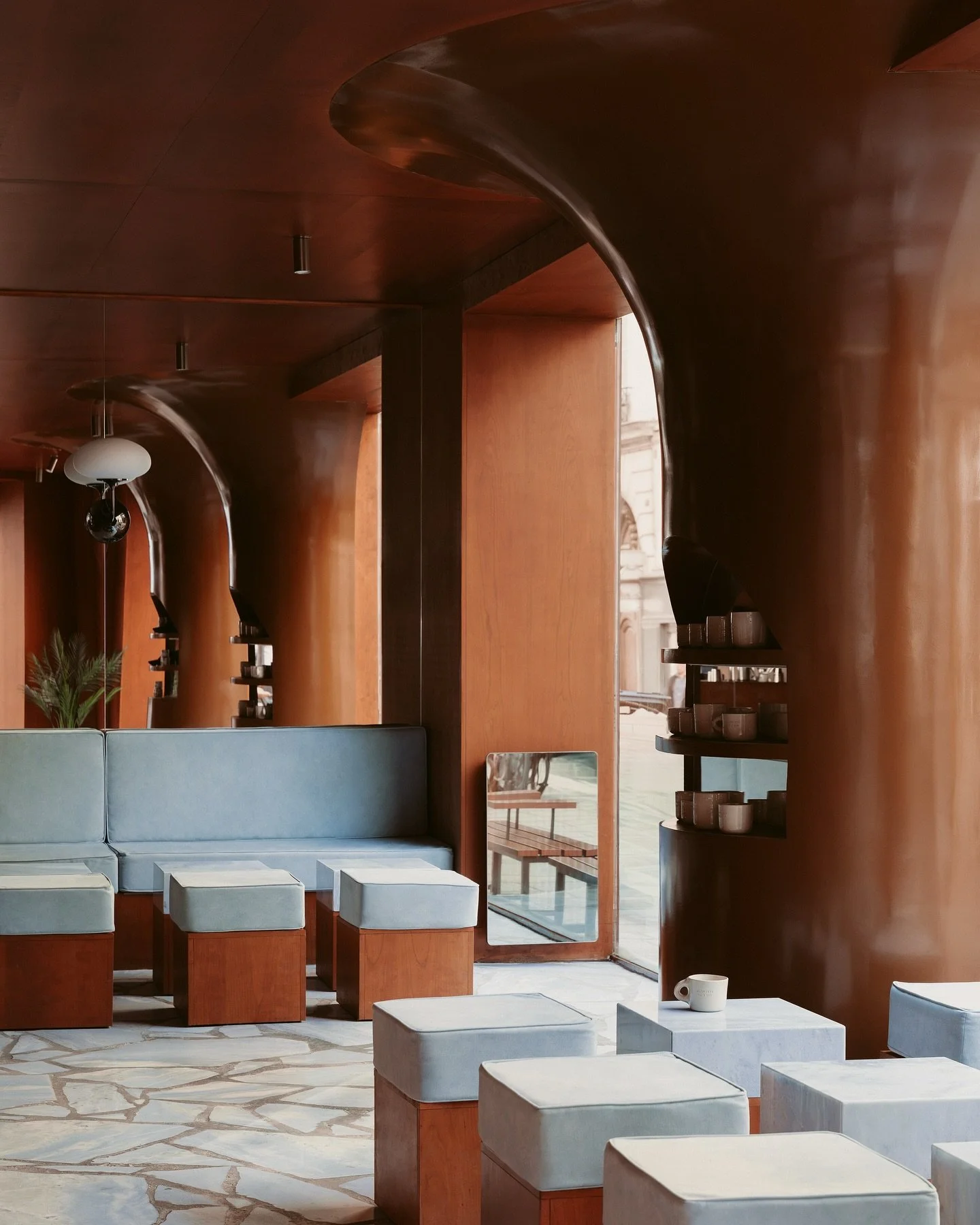 Cuv&eacute;e Noire - Paris 2e
Designed by @jessica_mille_architecte

Photographed by @isabelamayerphoto