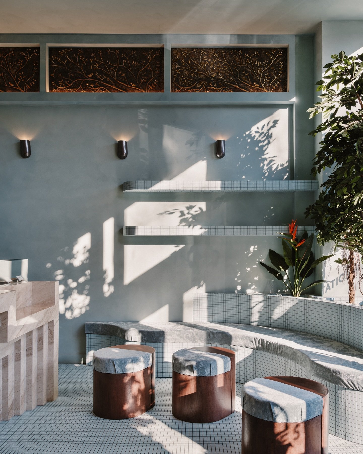 Photos of the new coffee shop by @jessica_mille_architecte for @cuveenoire in Paris 6