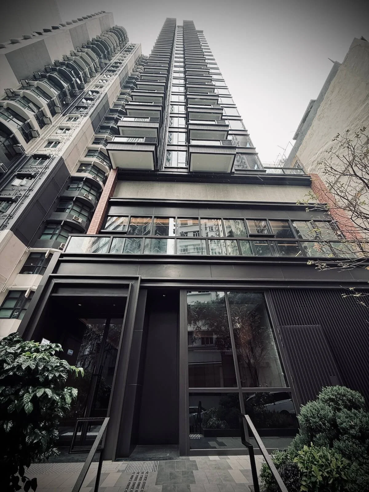 The Hilltop 81 Hill Road Building