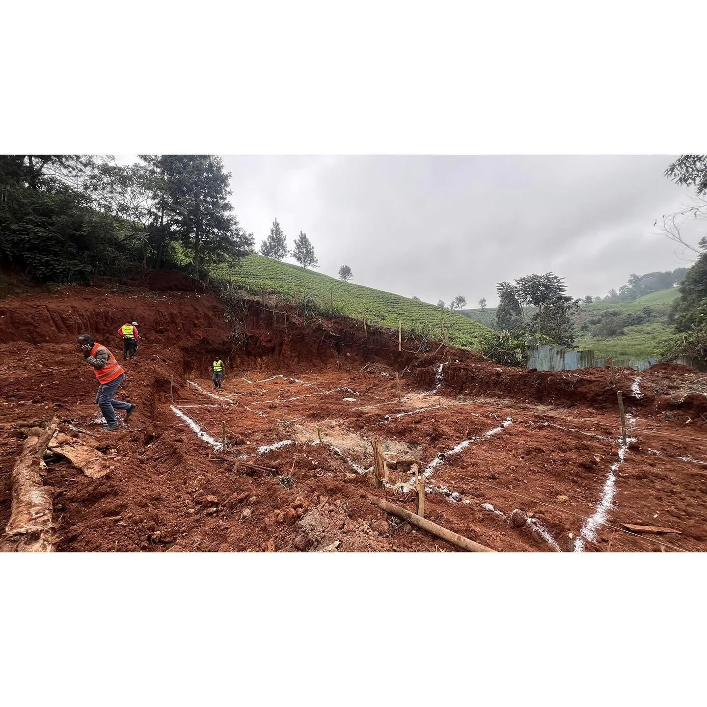 Peri-urban Dwelling - Under Construction
.⁠
.⁠
.⁠
.⁠
Collaborator: @studio.onami 
Builder: @eddypathenterpiseltd
Photography: @studio.onami  #osarchitecture #objectsubjectarchitecture #architecture #kenyanarchitecture #kenyanarchitects #design #kenya
