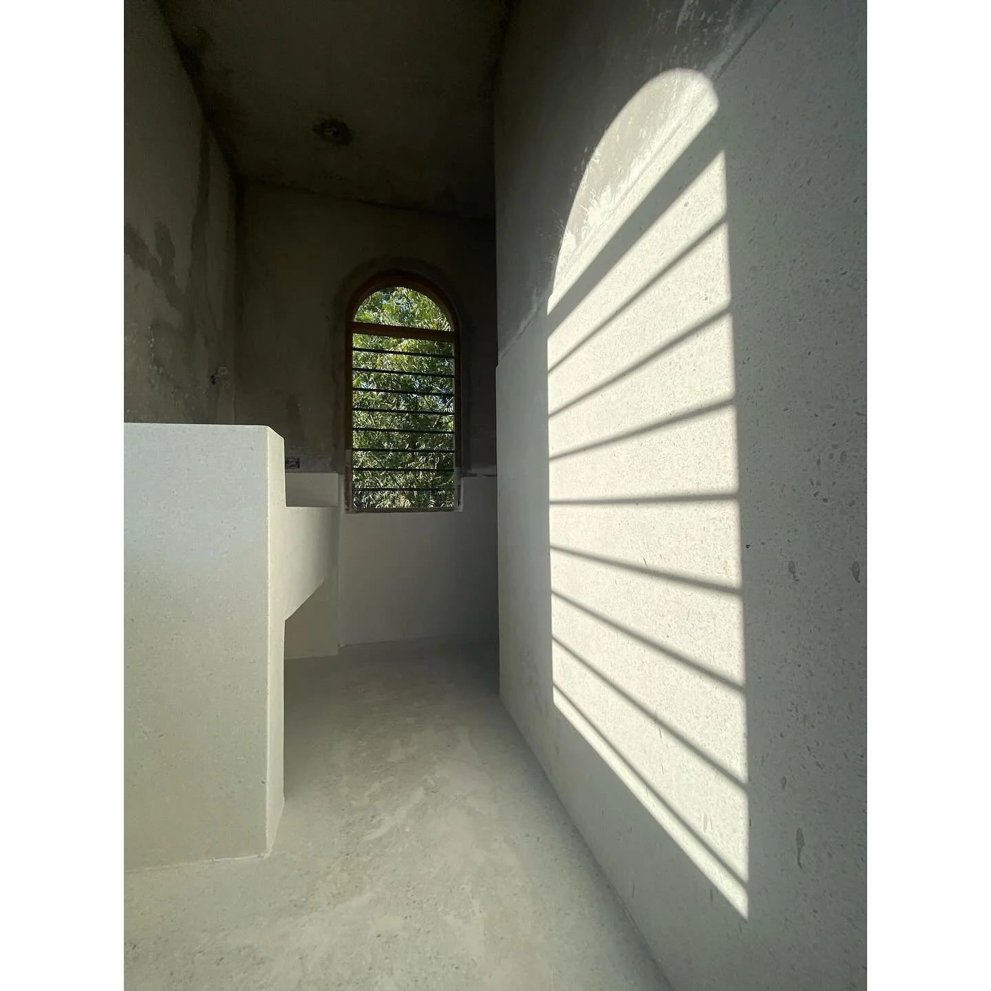 Coastal Dwelling - Under Construction
.⁠
.⁠
.⁠
.⁠
Collaborator: @studio_mehta 
Builder: @ashvibuilderslimited
#osarchitecture #objectsubjectarchitecture #architecture #kenyanarchitecture #kenyanarchitects #design #kenyandesign #coastaldwelling #conte