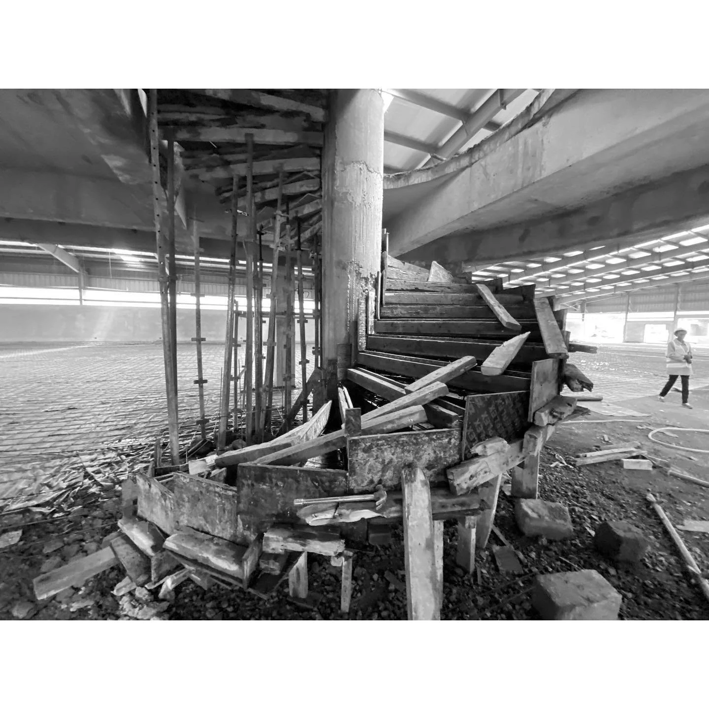 Manufacturing Facility - Under Construction
.⁠
.⁠
.⁠
.⁠
Collaborator: @studio_mehta
Builder: @kayveeconstructionltd⁠
Developer: @prosellimited
#osarchitecture #objectsubjectarchitecture #architecture #kenyanarchitecture #kenyanarchitects #design #ken