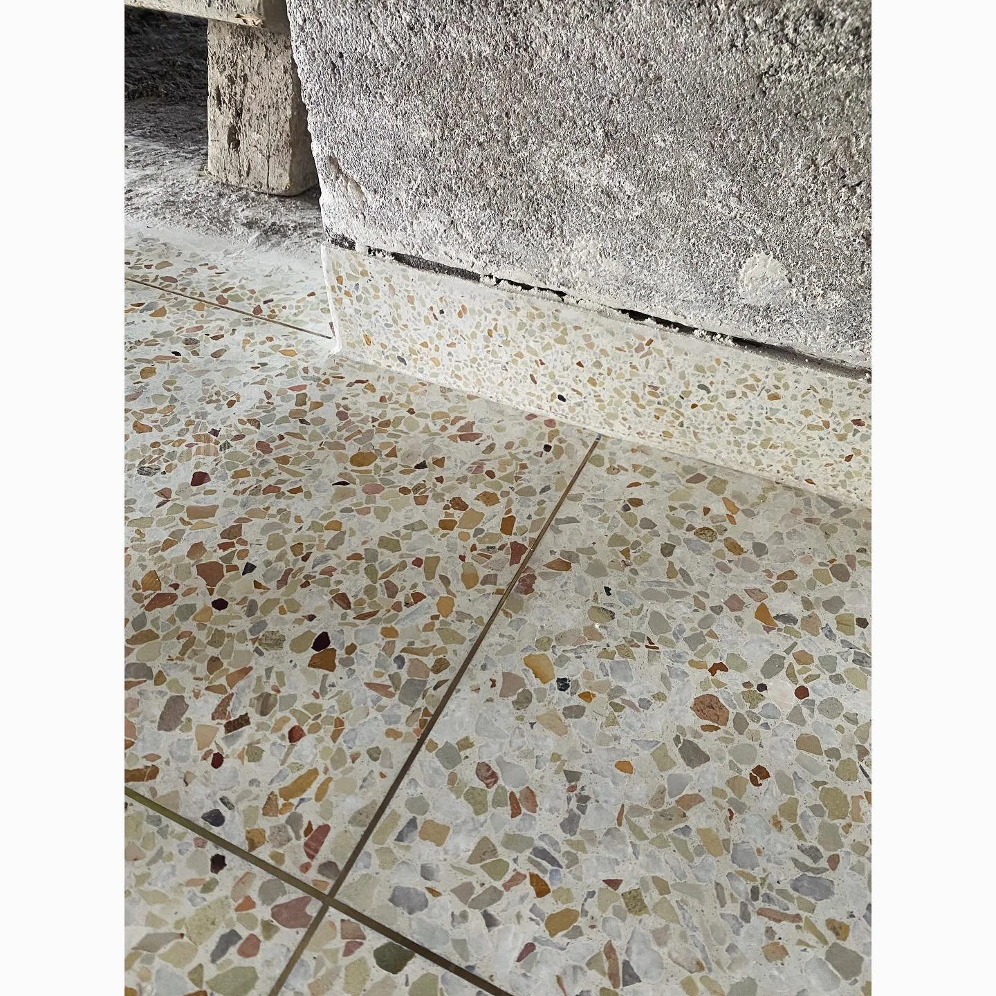 Office Tower - Finishes Mockups
.⁠
.⁠
.⁠
.⁠
Collaborator: @studio_mehta
Builder: @laxmanbhai_construction⁠
Developer: @saggitariusholdingslimited
#osarchitecture #objectsubjectarchitecture #architecture #kenyanarchitecture #kenyanarchitects #design #