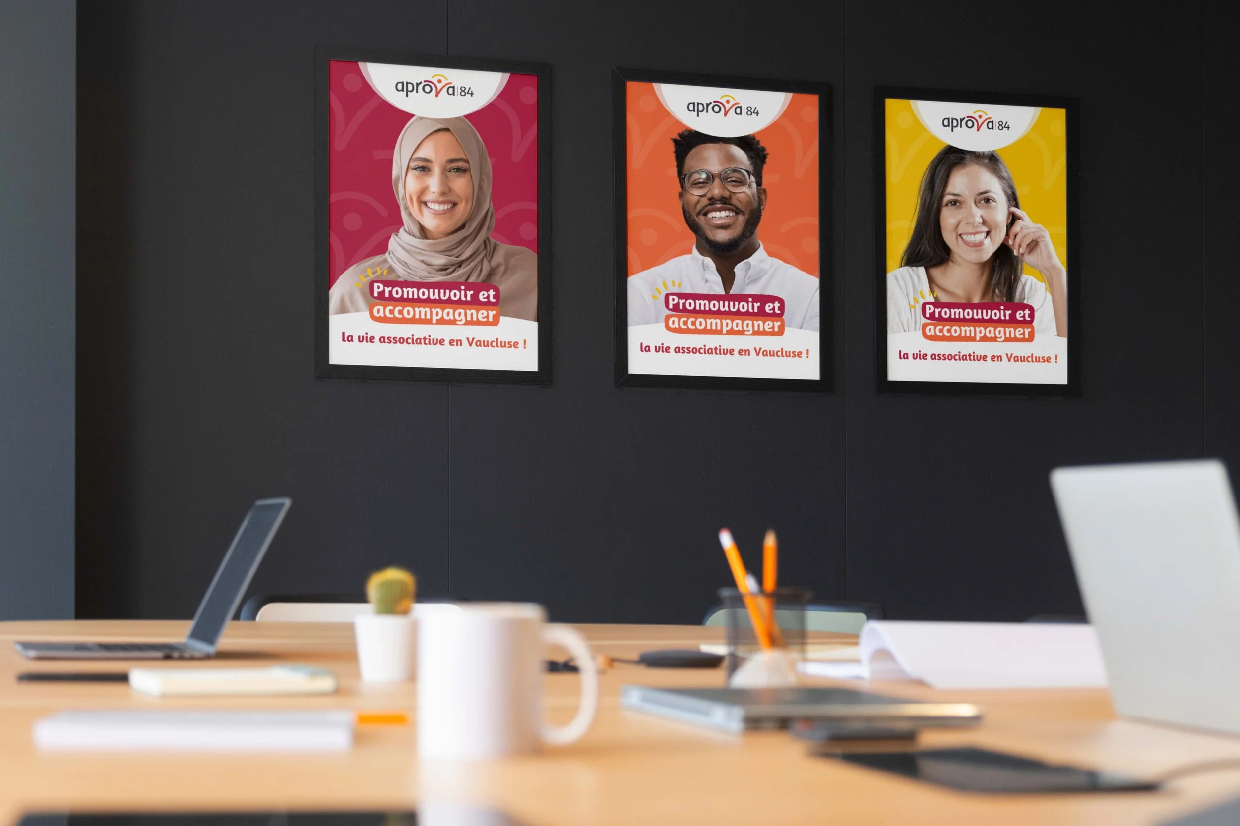 AFFICHE MOCKUP APROVA 84.jpg