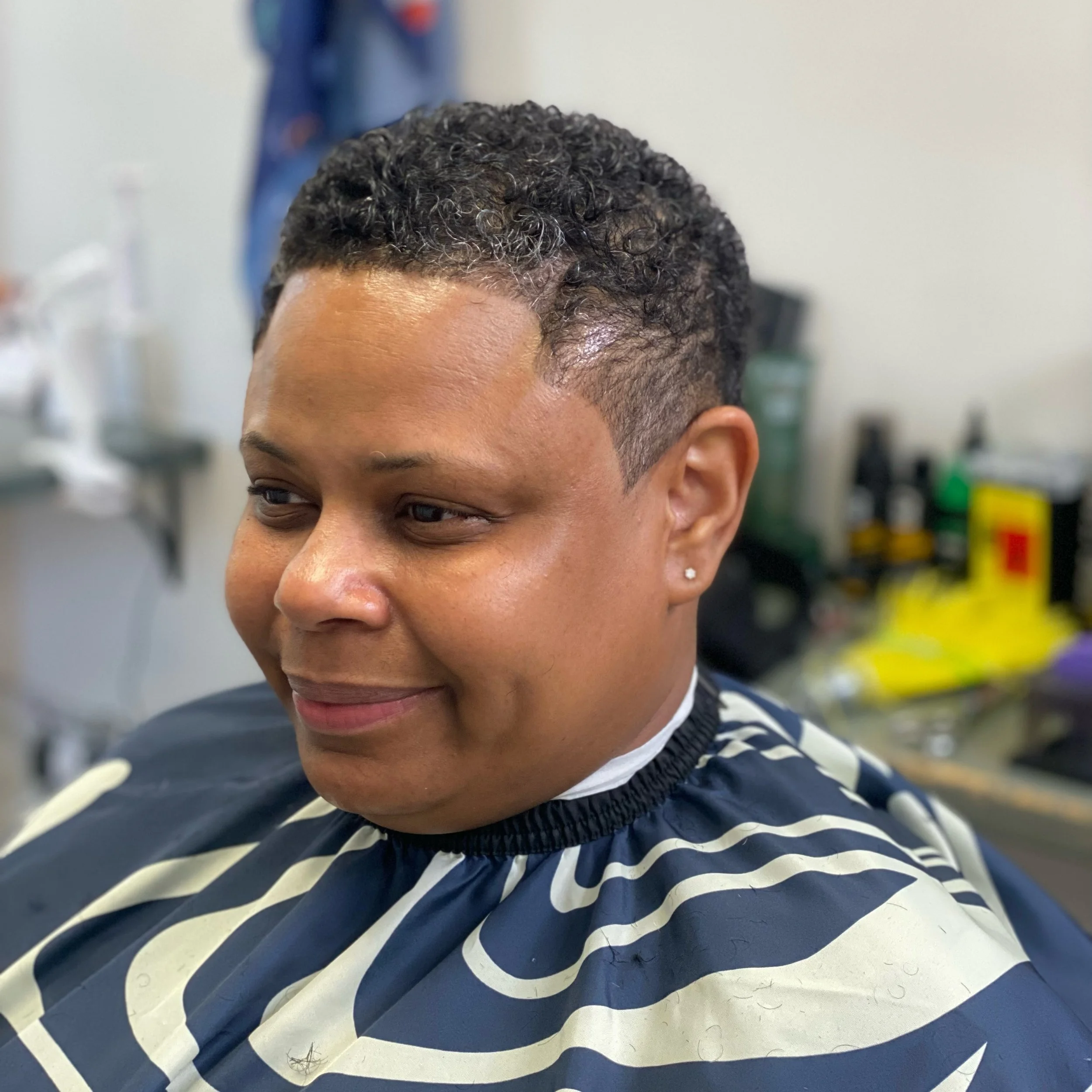 Another day in the books more smiles made 🤗
 Book your next facial, haircut or big chop with ya girl E 
New spaces available this week 🔗 in bio

#fyp #dcbarber #selfcare #femalebarber #fadehaircut