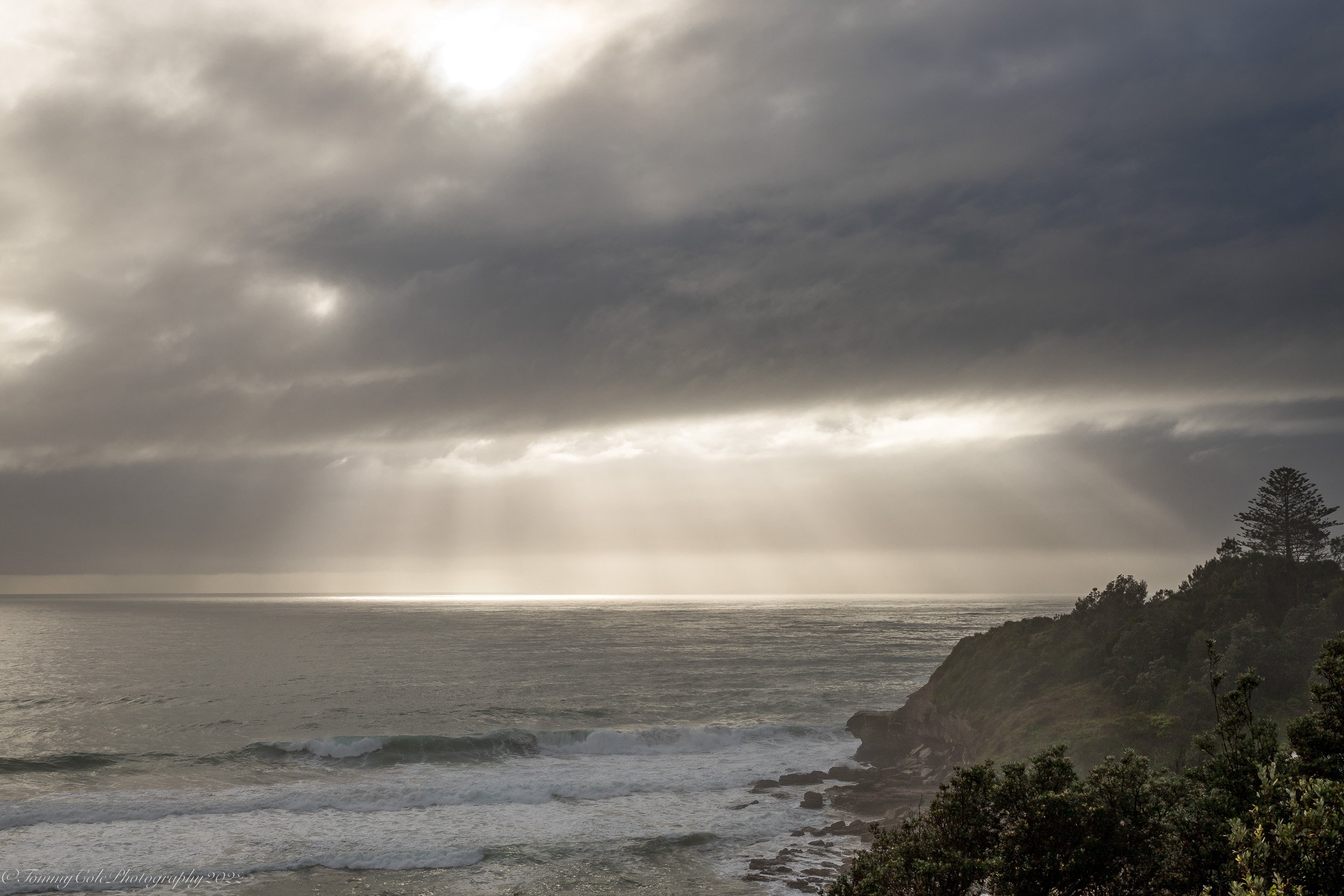 Ocean Sunrays_WEB_FILE.jpg