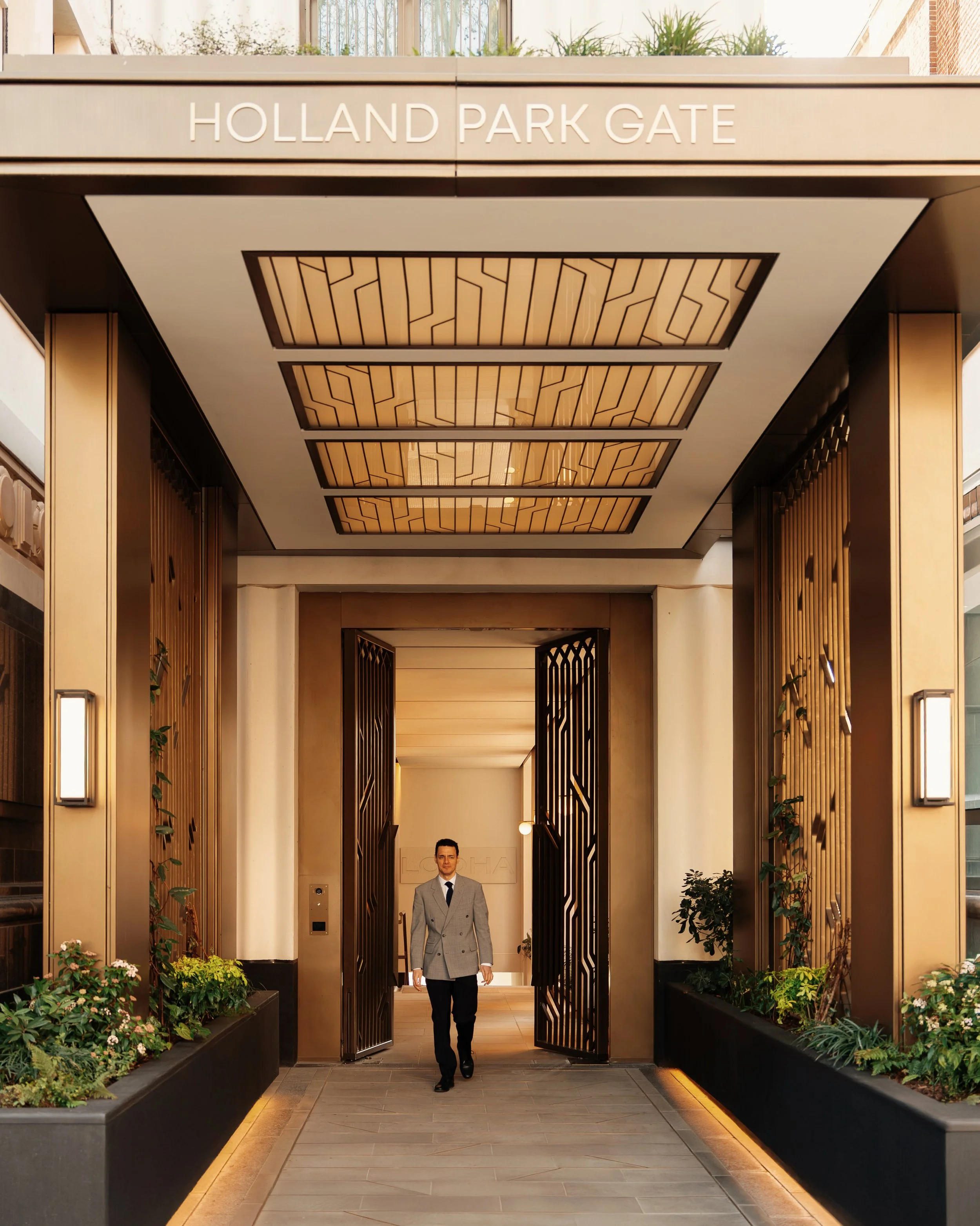 Lodha | Holland Park Gate