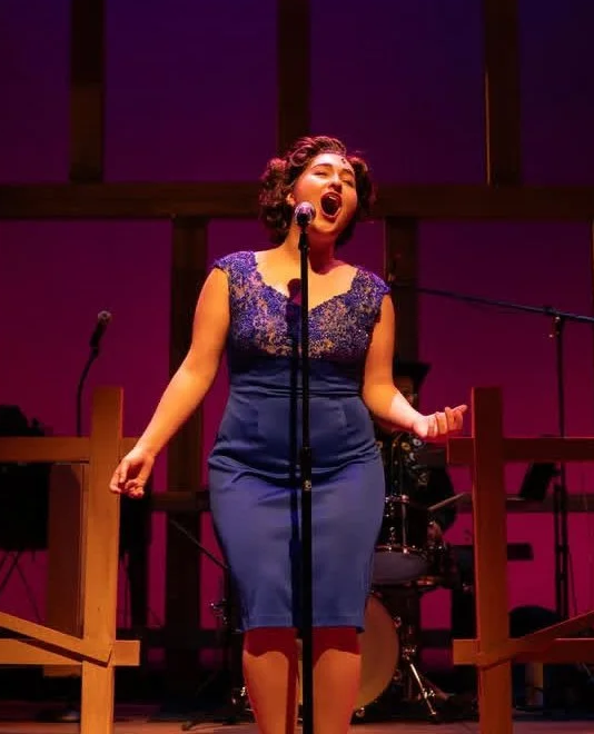 PATSY-LOOK-BLUE.png