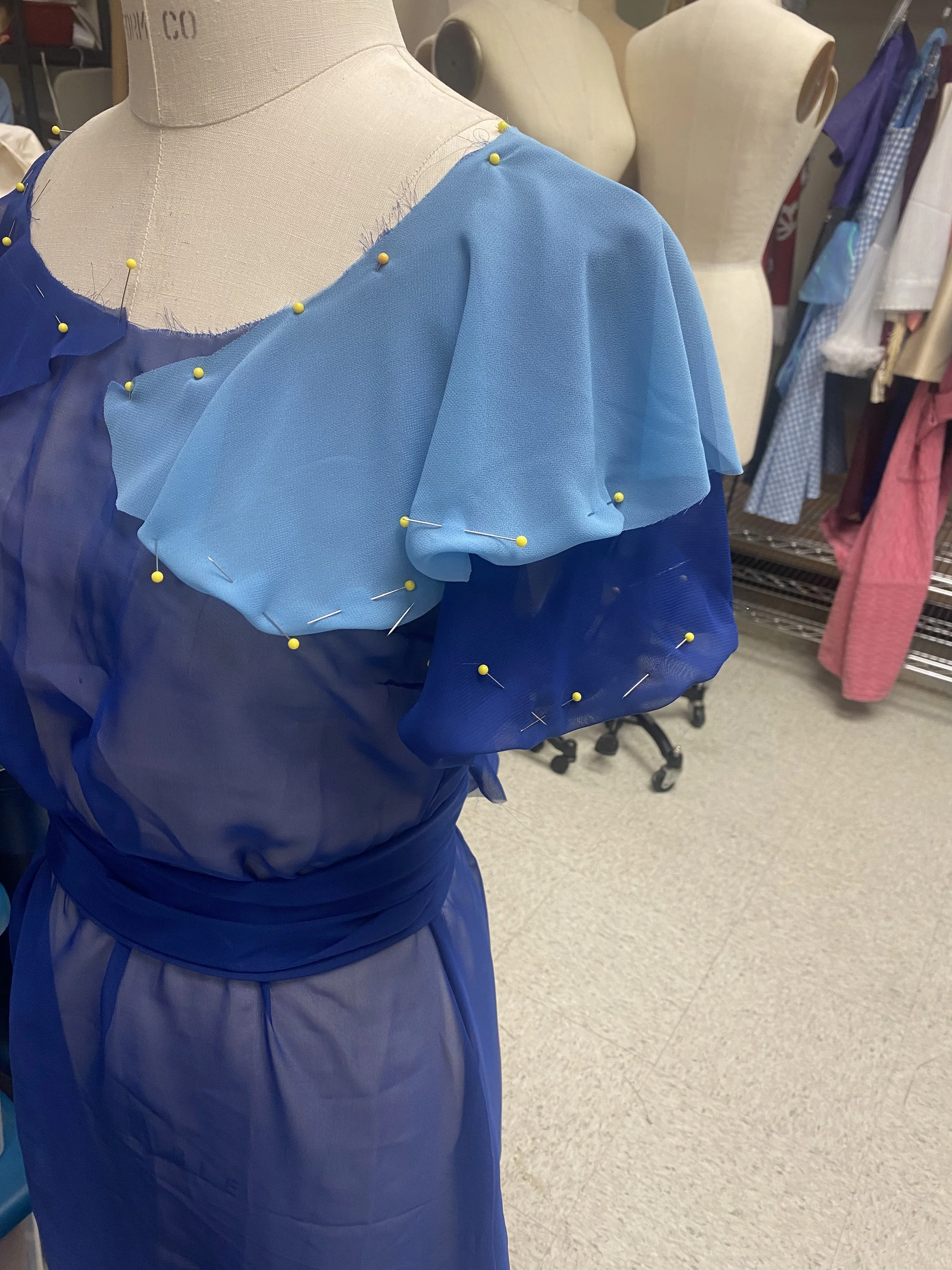 pinning-collar-layer-mock.jpg