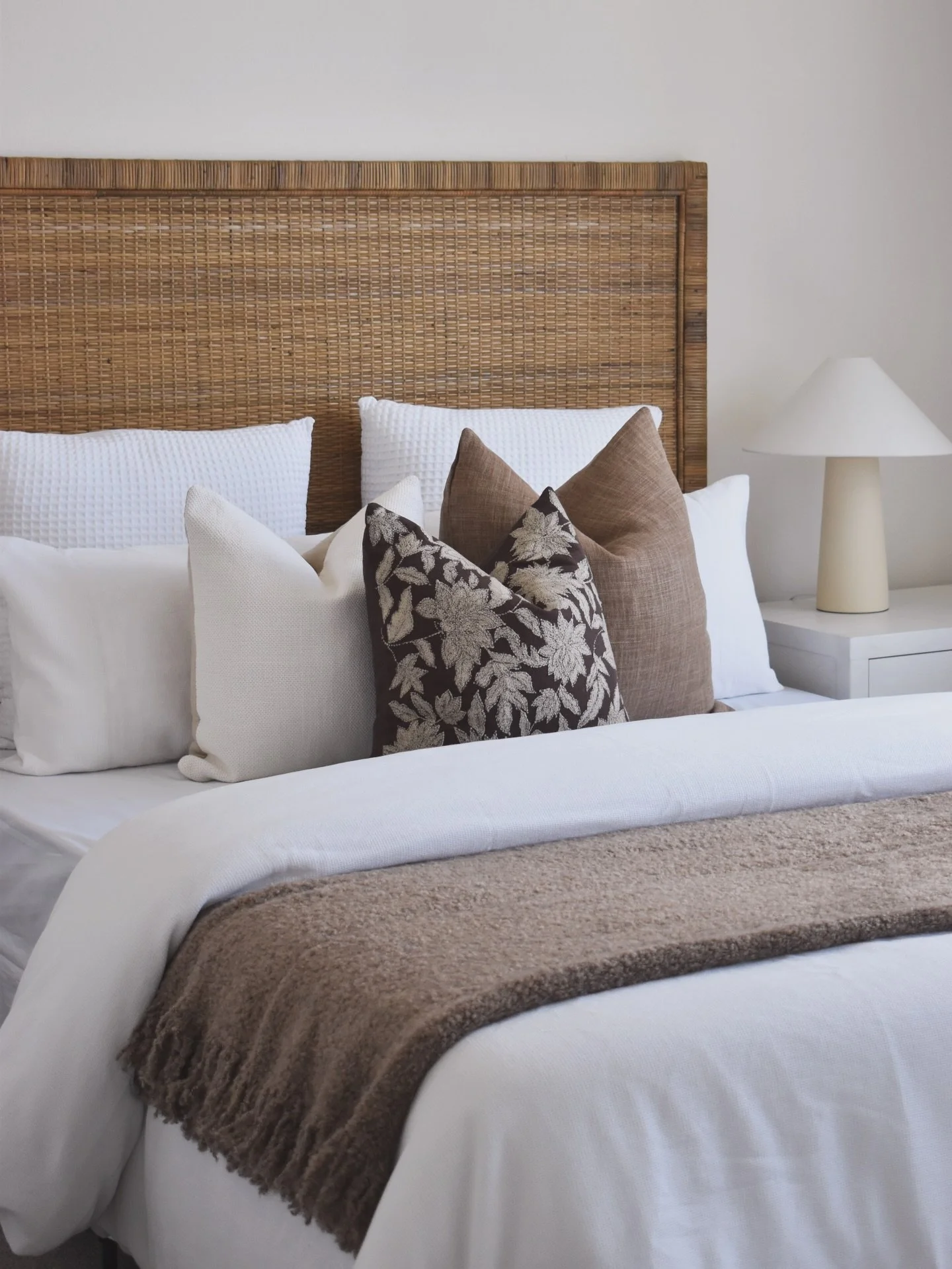 📍BRONTE 
2 bedroom apartment coming to market soon!