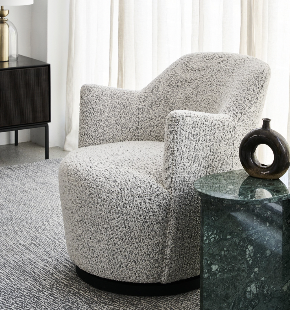 Osaka Lounge Chair
W66.5 x D79 x H77.5 cm
RRP: $1,100.00
Selling at: $750.00
Available: 1