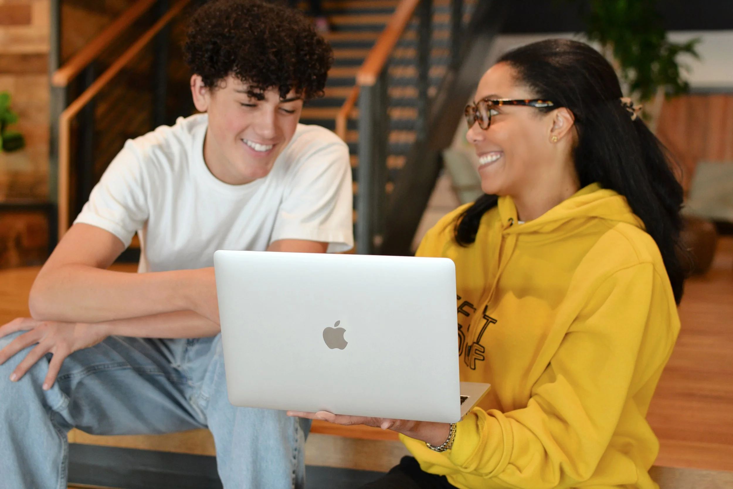 Dr. Rosie Hunter explains test anxiety to a high school student taking the SAT.