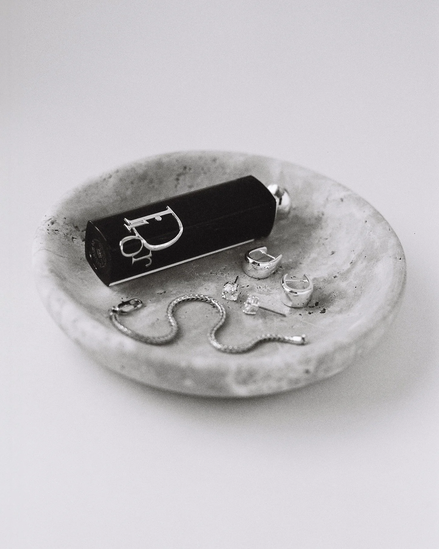 a trinket tray on film 🎞️ 🖤💄