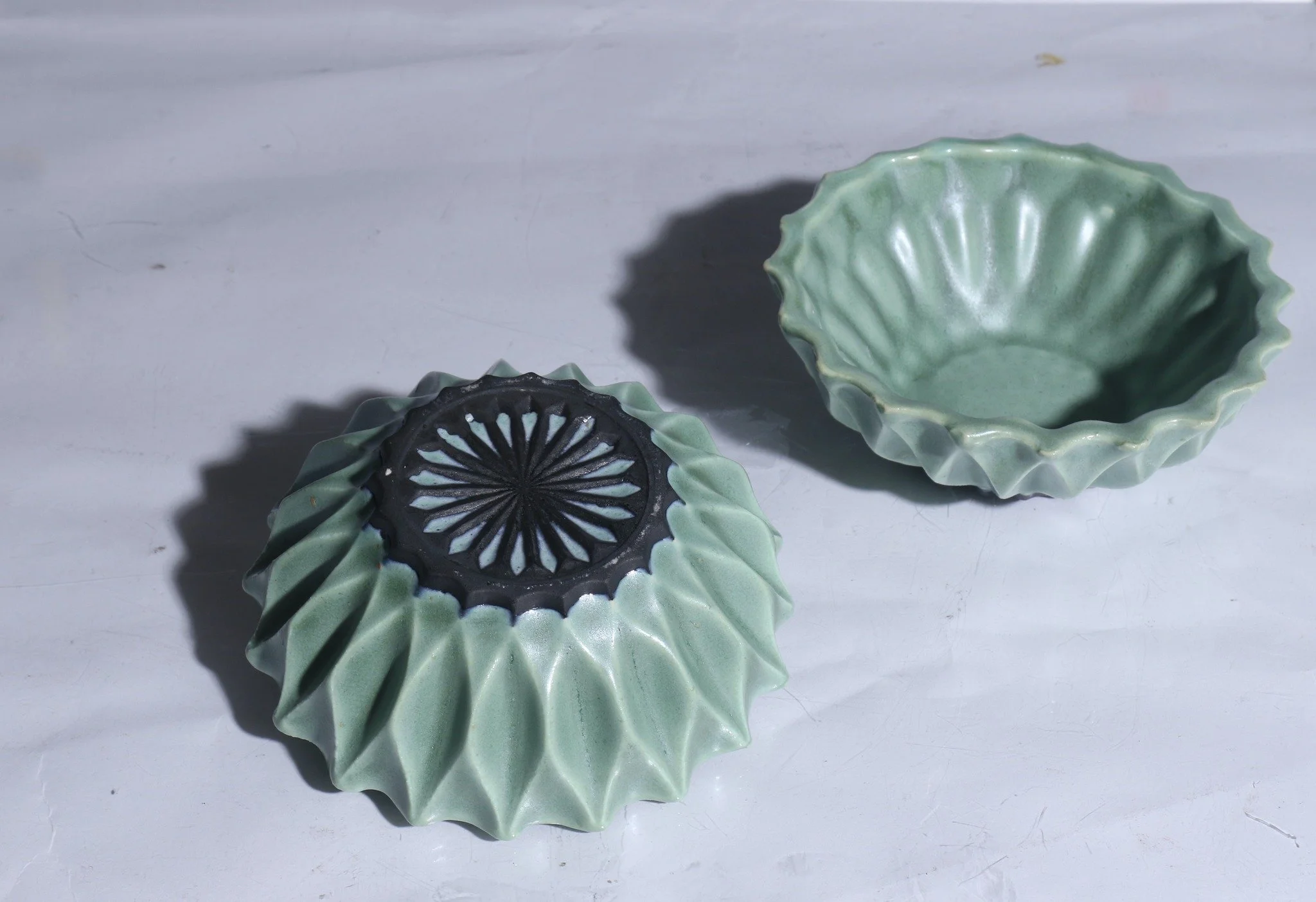 Crystal bowls in 💚 GREEN 💚 Soft, smooth, satin, silky, freeze, heat, dishwasher, microwave friendly 💋
#dinnerware #resturantsware #ceramics