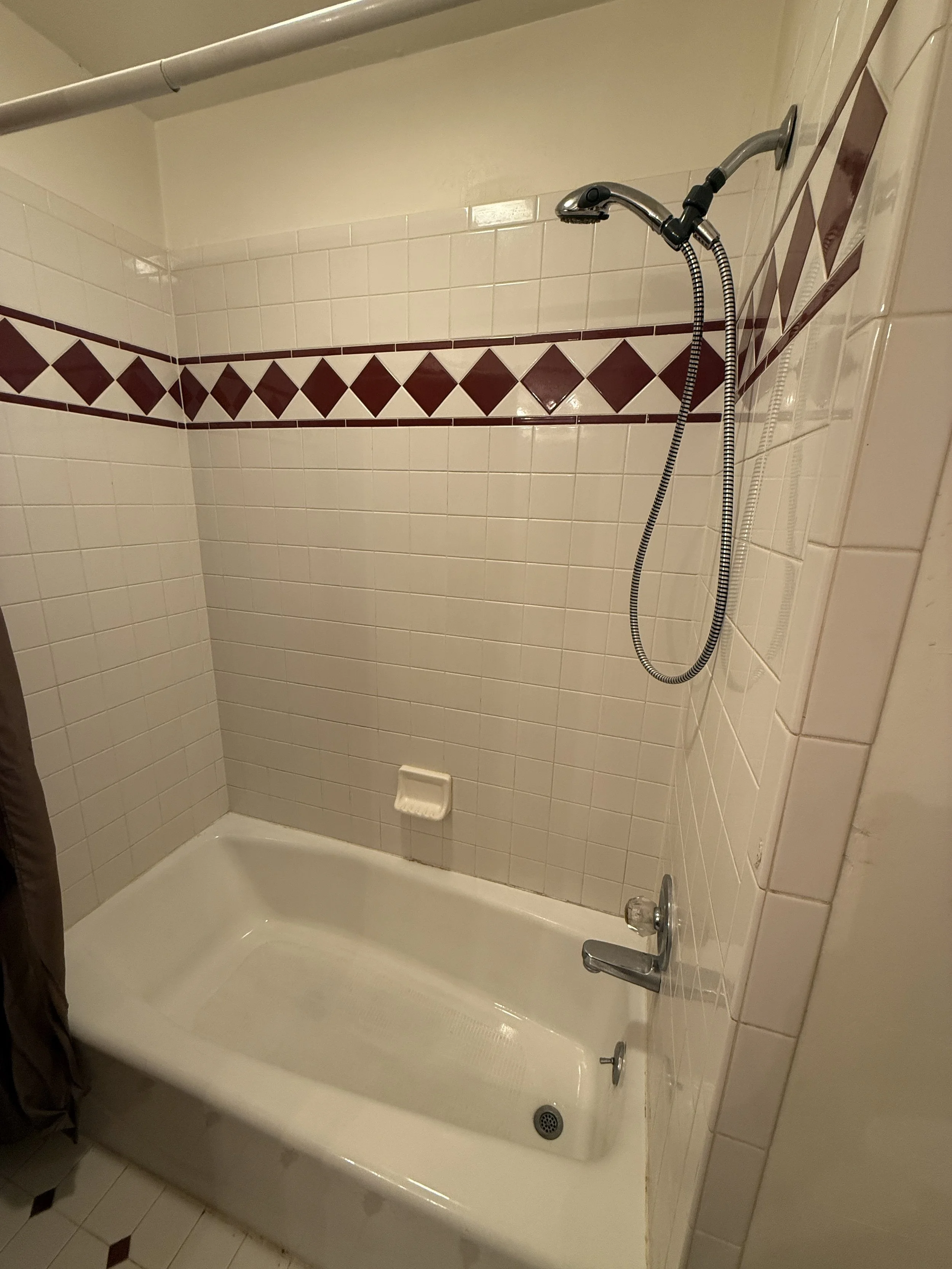 main-bathtub.JPG