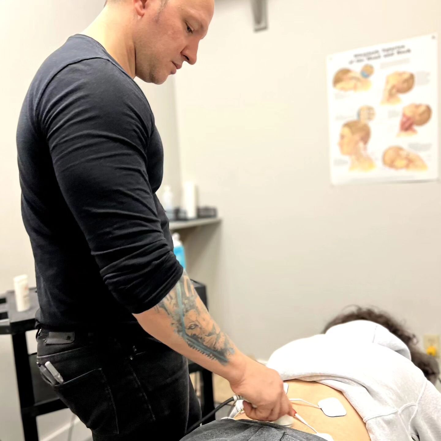 Dr. D  treating one of our patients with an ultrasound, interferential current therapy.
.
Visit any of our locations to find out the services we provide to support your painfree journey. 
Woodbridge, ON
East Gwillimbury, ON
Woodington Lake Golf Club.