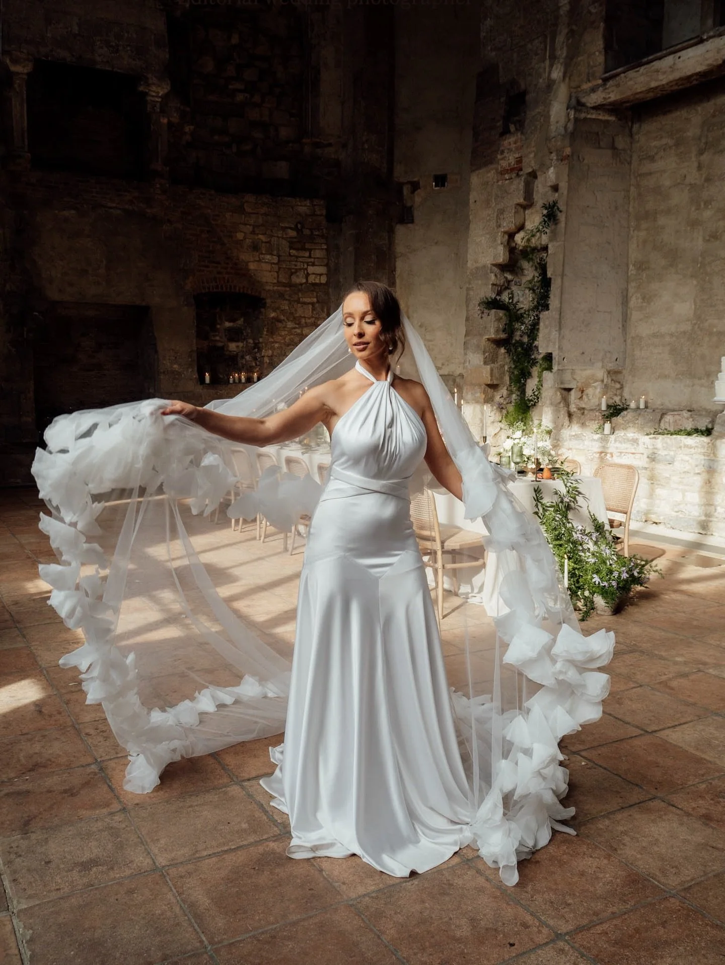 Every bride needs a solo moment. But the magic of stepping into an embrace of your man is even better. The smiles, the laughs, the passion in the eyes you can&rsquo;t get it more genuine that this. 

#luxurylifestyle #luxuriouswrddingphotography #doc