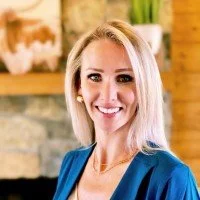 Hayley Allen - Phase Selling Testimonial.jpg