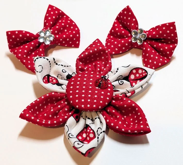 Collar Flower and Topknot Bows Set