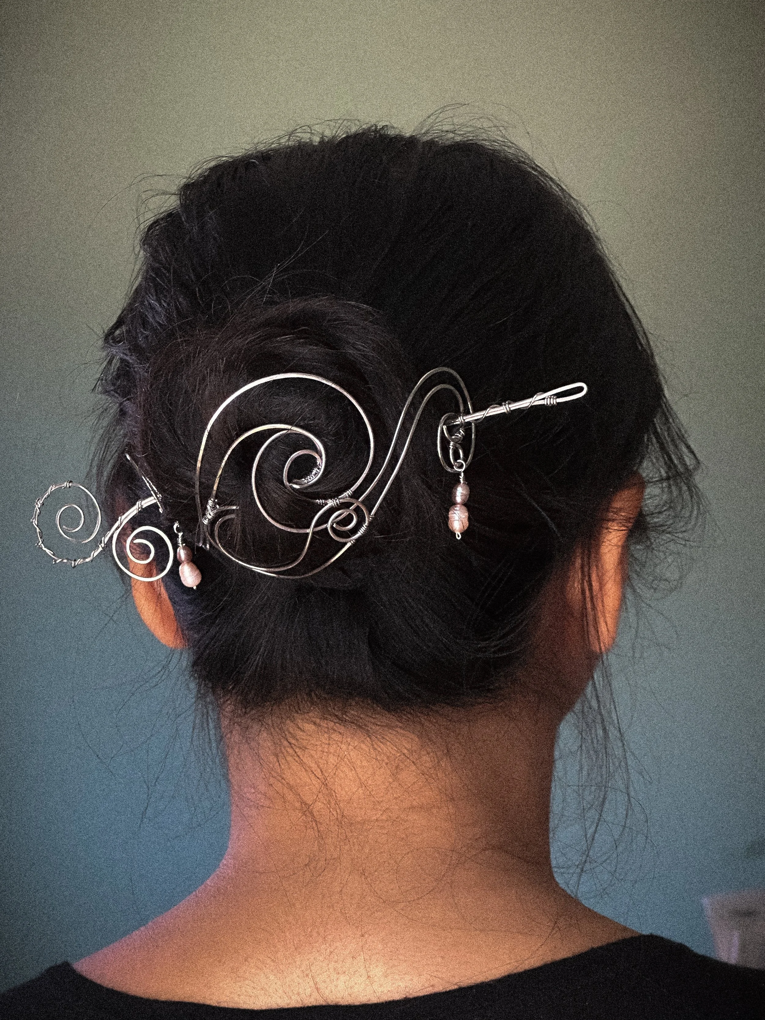 Tidal Wave Hair Pin