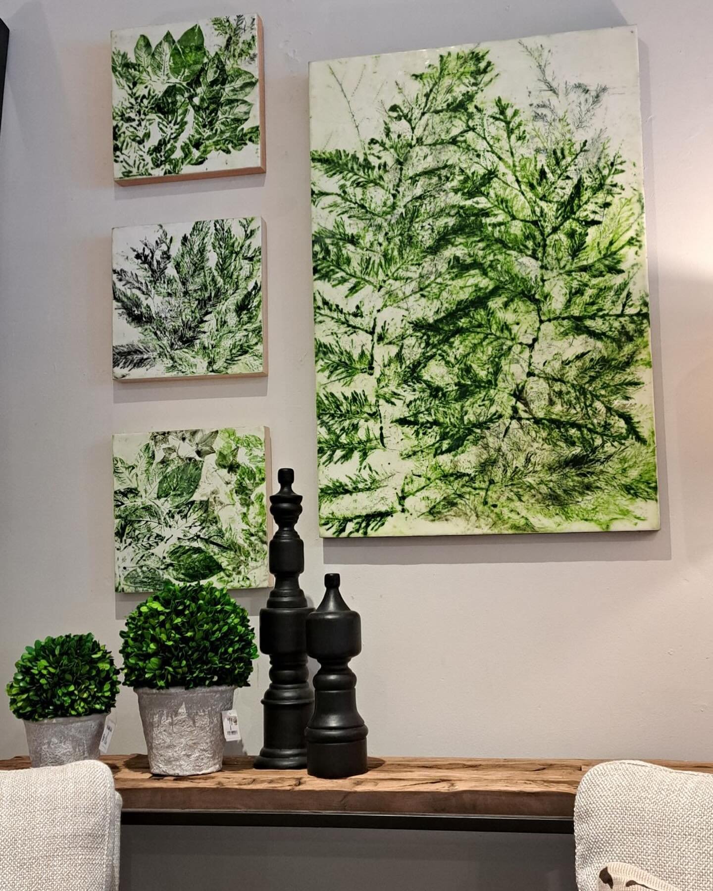 So excited to be back at Capers - my favorite home decor store - with this grouping of nature based encaustics.  If you are in West Seattle, it&rsquo;s definitely worth a stop! 

#westseattle #caperswestseattle #encausticpainting #encaustic #favorite