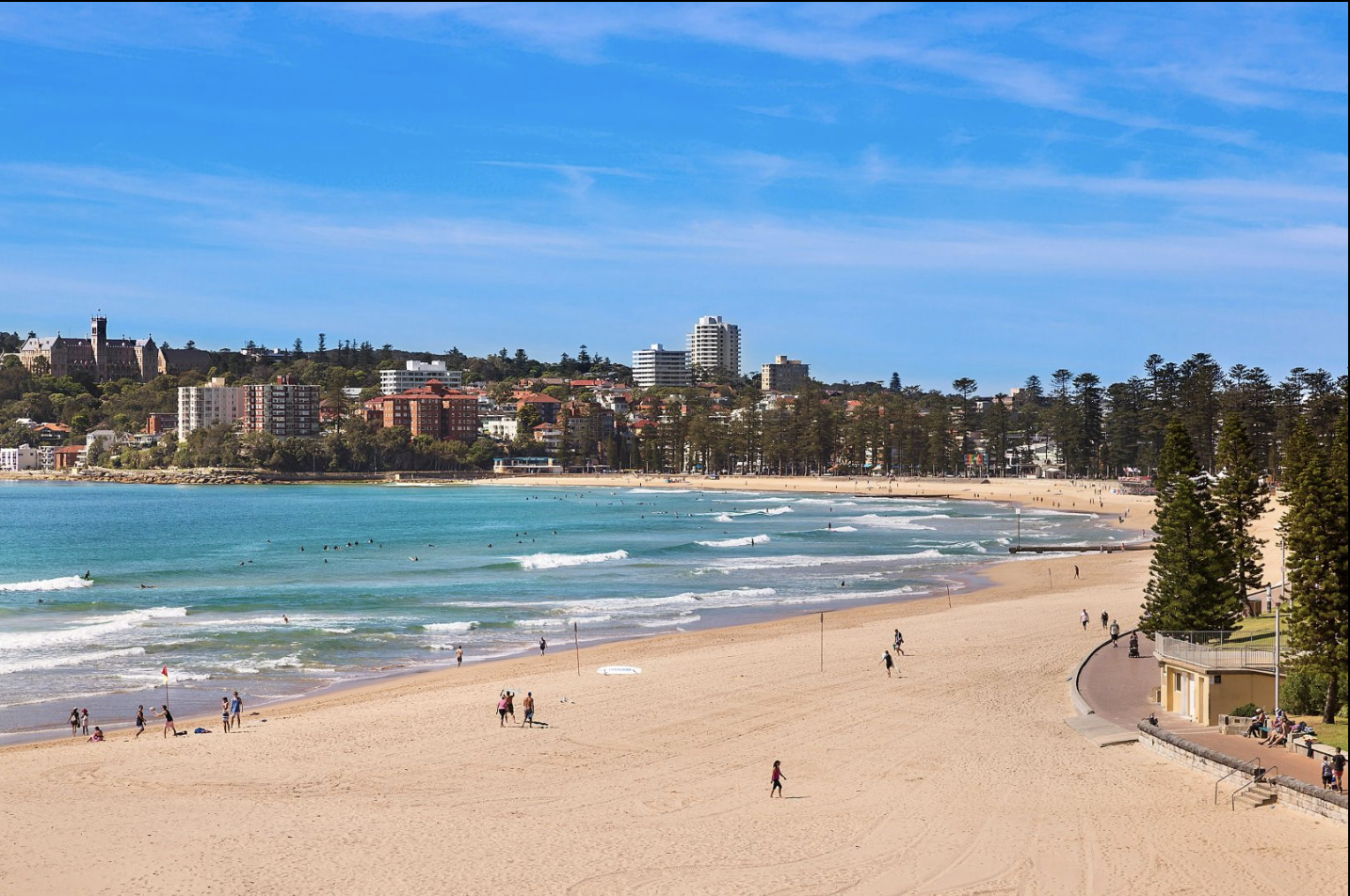Northern end of Manly Beach (Queenscliff beach). Approx 2 mins walk.
