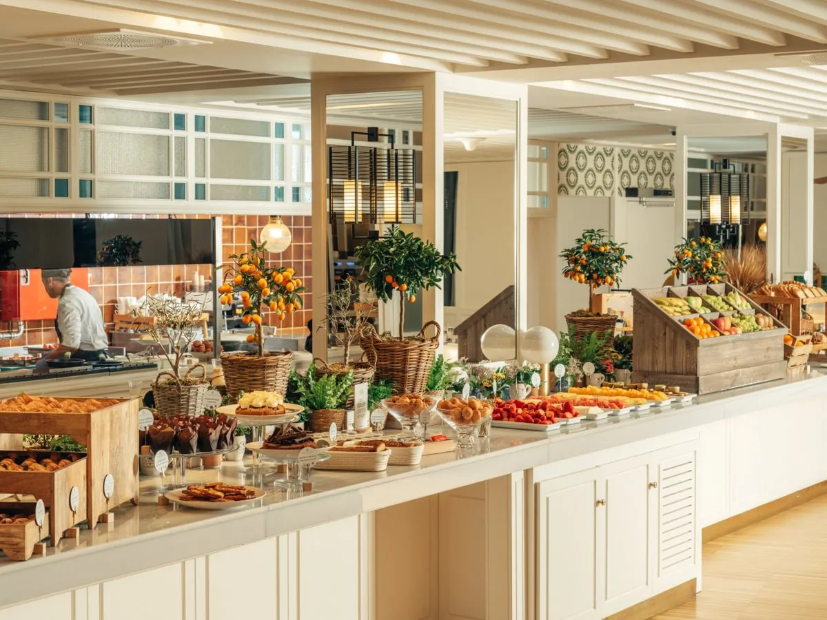 hotel-camiral-breakfast-56-medium948-b1612e3a314cabcc86a56af645ddd7c3.png