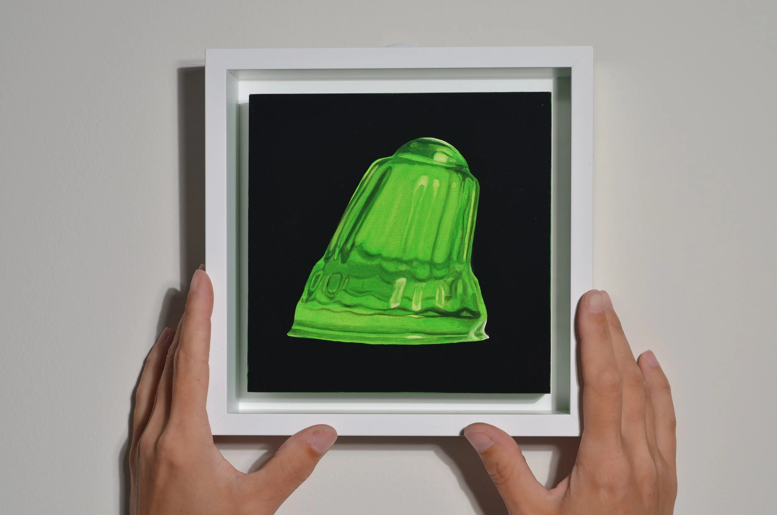 Little Jiggle (Green)
Oil on panel
15 x 15 cm (unframed)