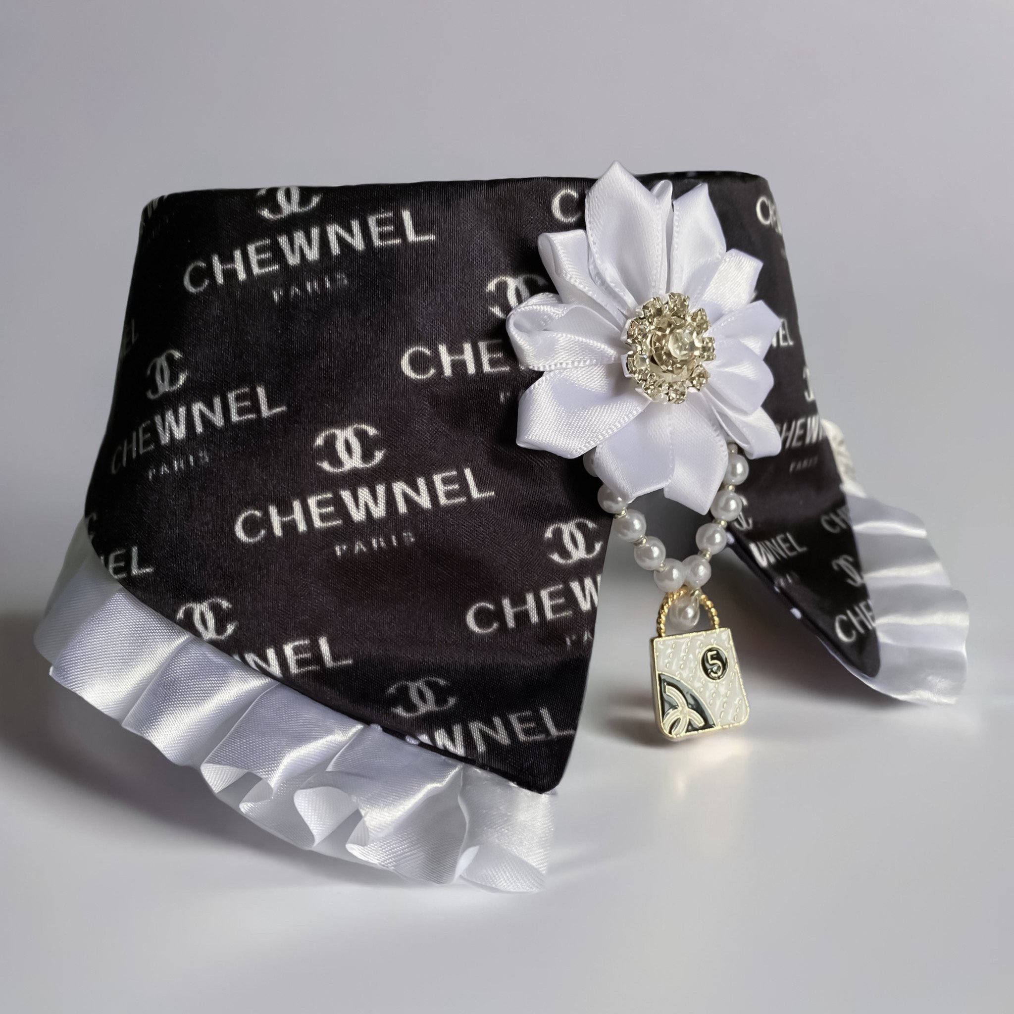 Chewnel Designer Ruffle Bandana