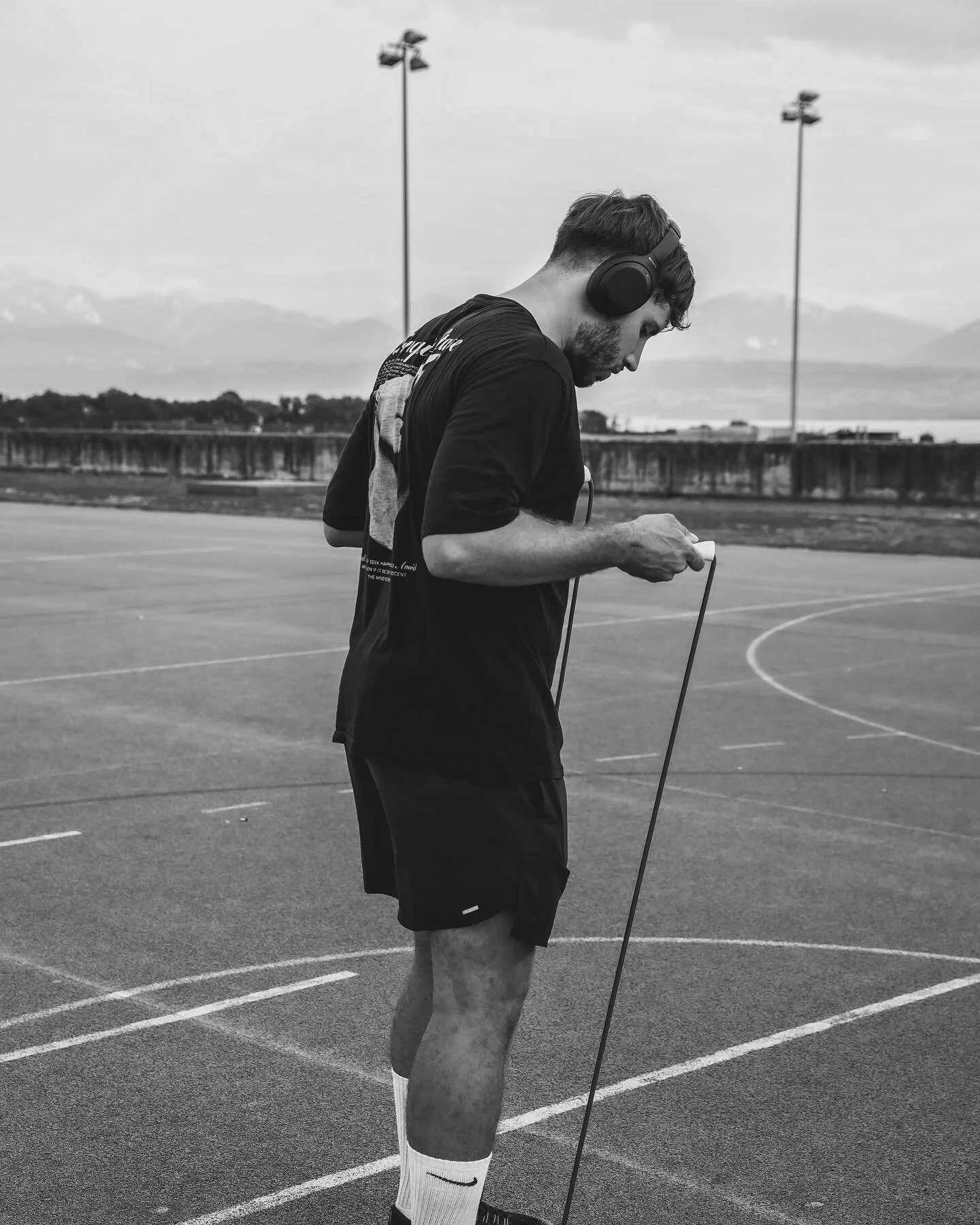 Le travailleur d&eacute;passe le talentueux lorsque le talentueux cesse de travailler.&nbsp;💯

#motivation #lifestyle #sport #training #coaching #sportif