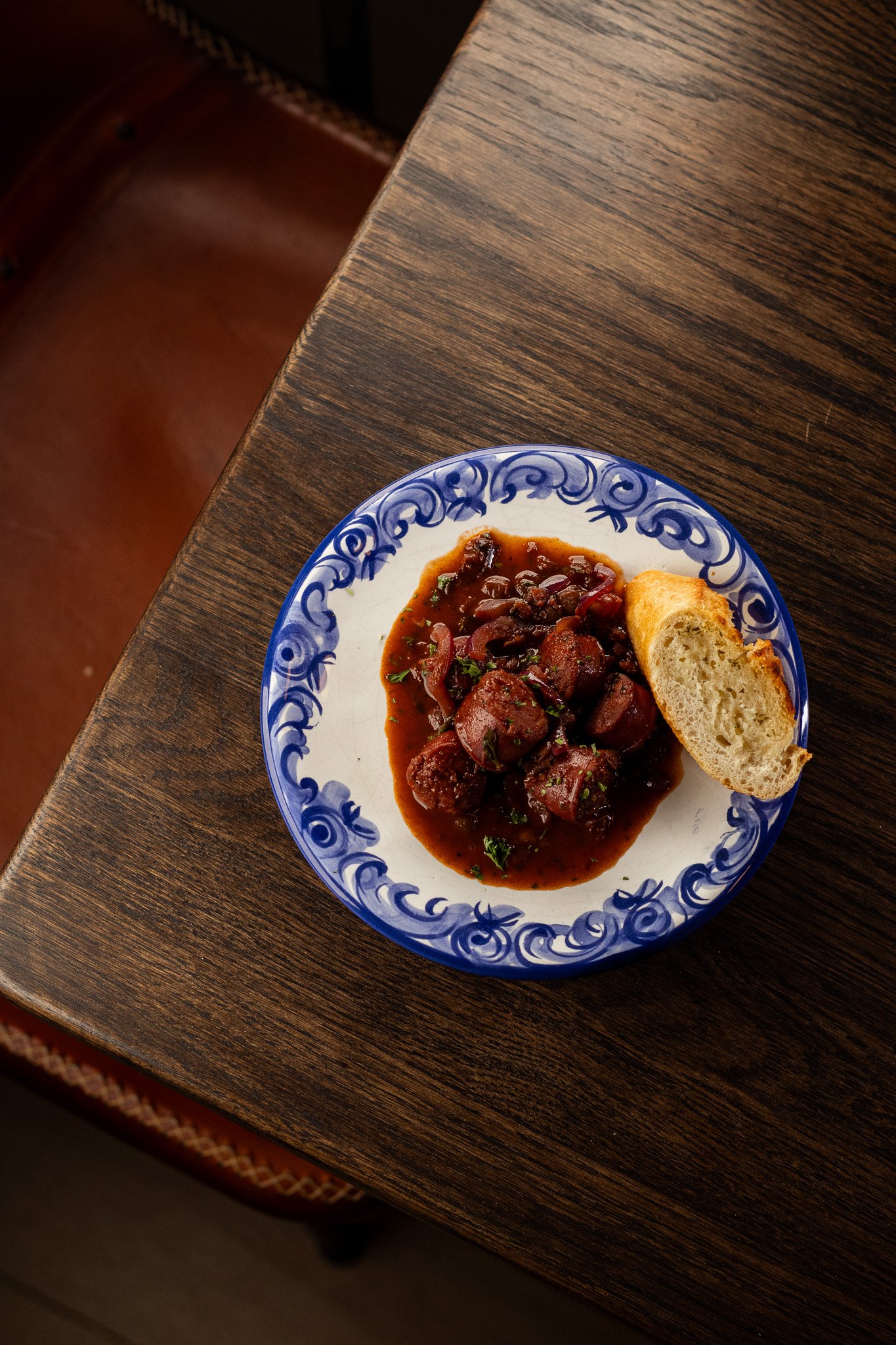 What Actually Happens in the First Hours After You Post on Instagram?