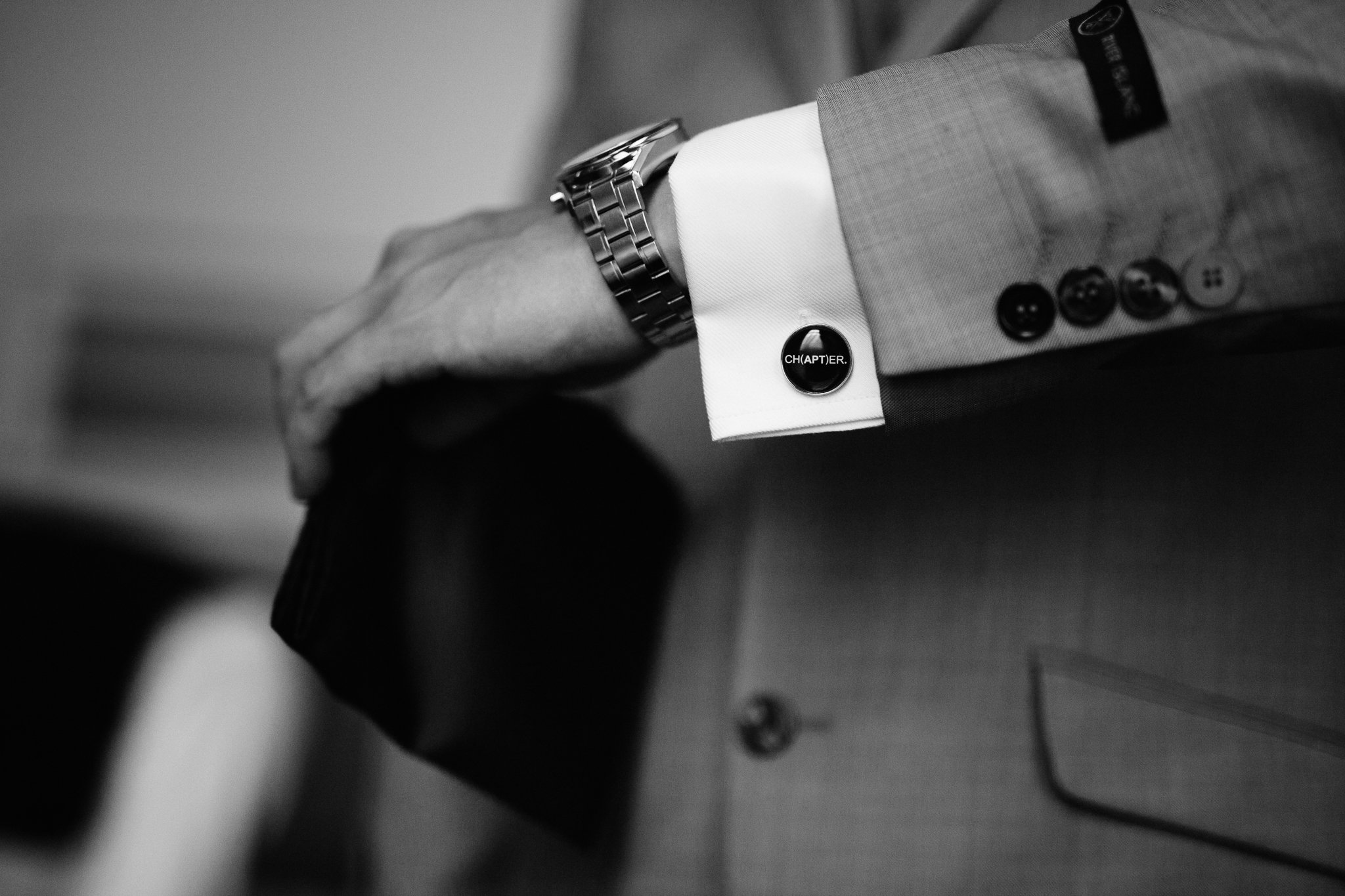  Groom’s cufflink 