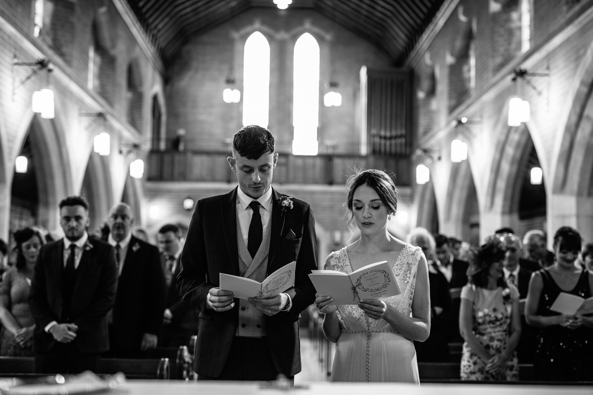  The Bride and Groom sing hymns 