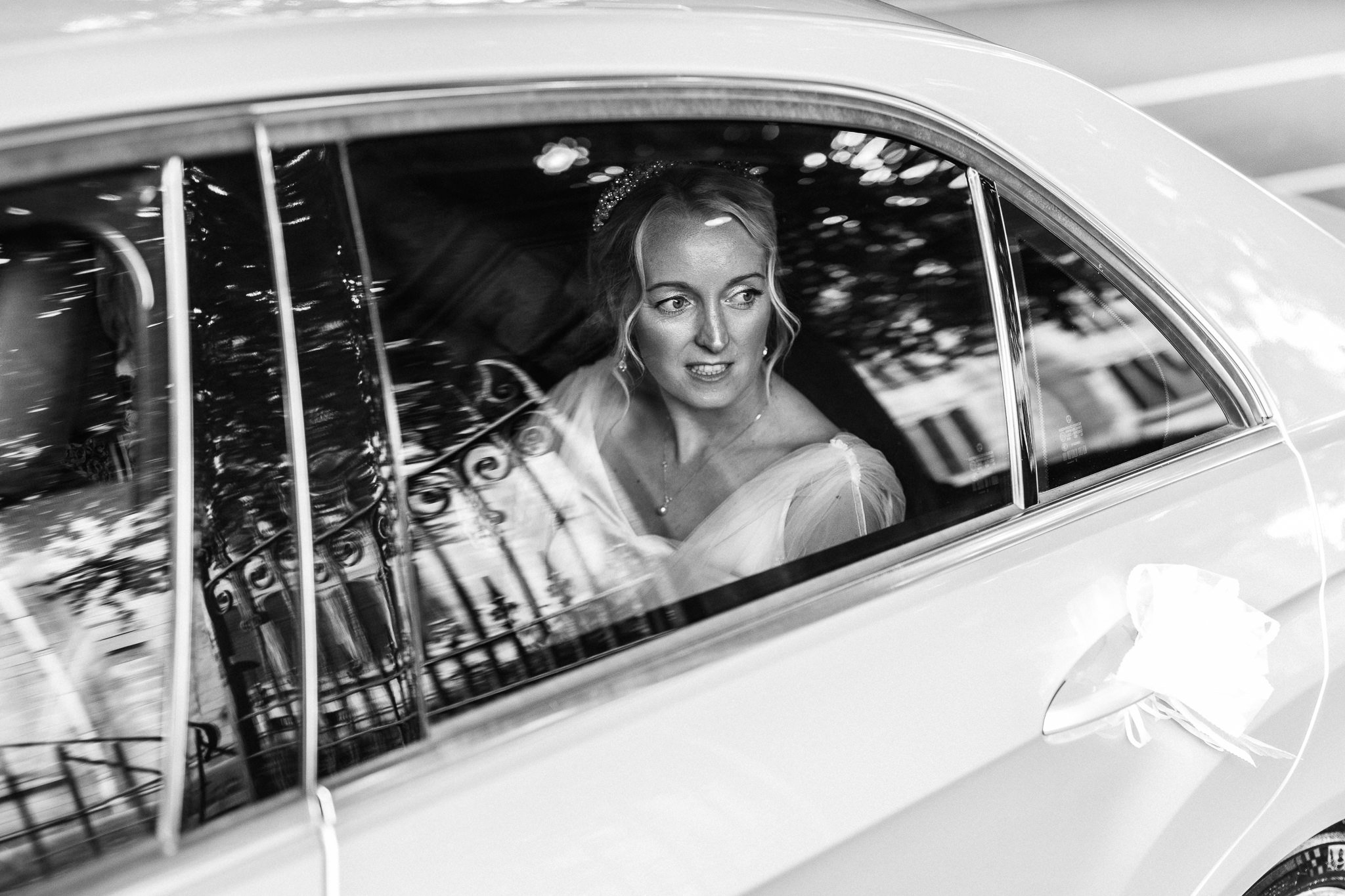  Bride arrives in her wedding car  