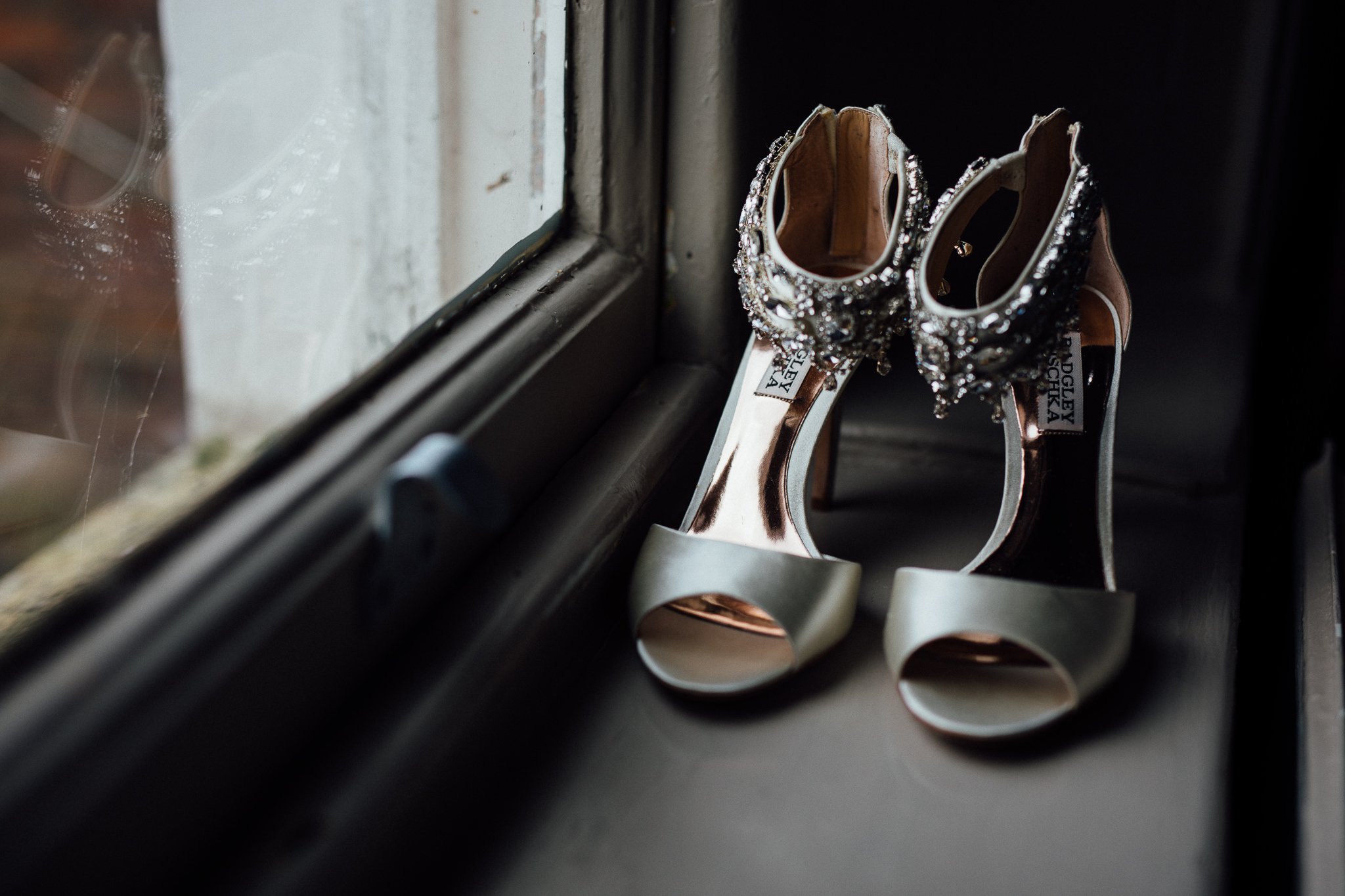  Bride’s wedding shoes 