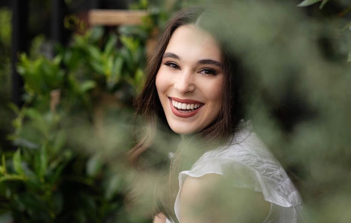 sweet smiles💕🌿 @ac_graffeo18 
.
.
#alabamamua #mua #makeupartist #travelingmua #travelingmakeupartist #hairandmakeupartist #hairandmakeup #makeup #alabamamakeupartist #alabamahairstylist #hairstylist