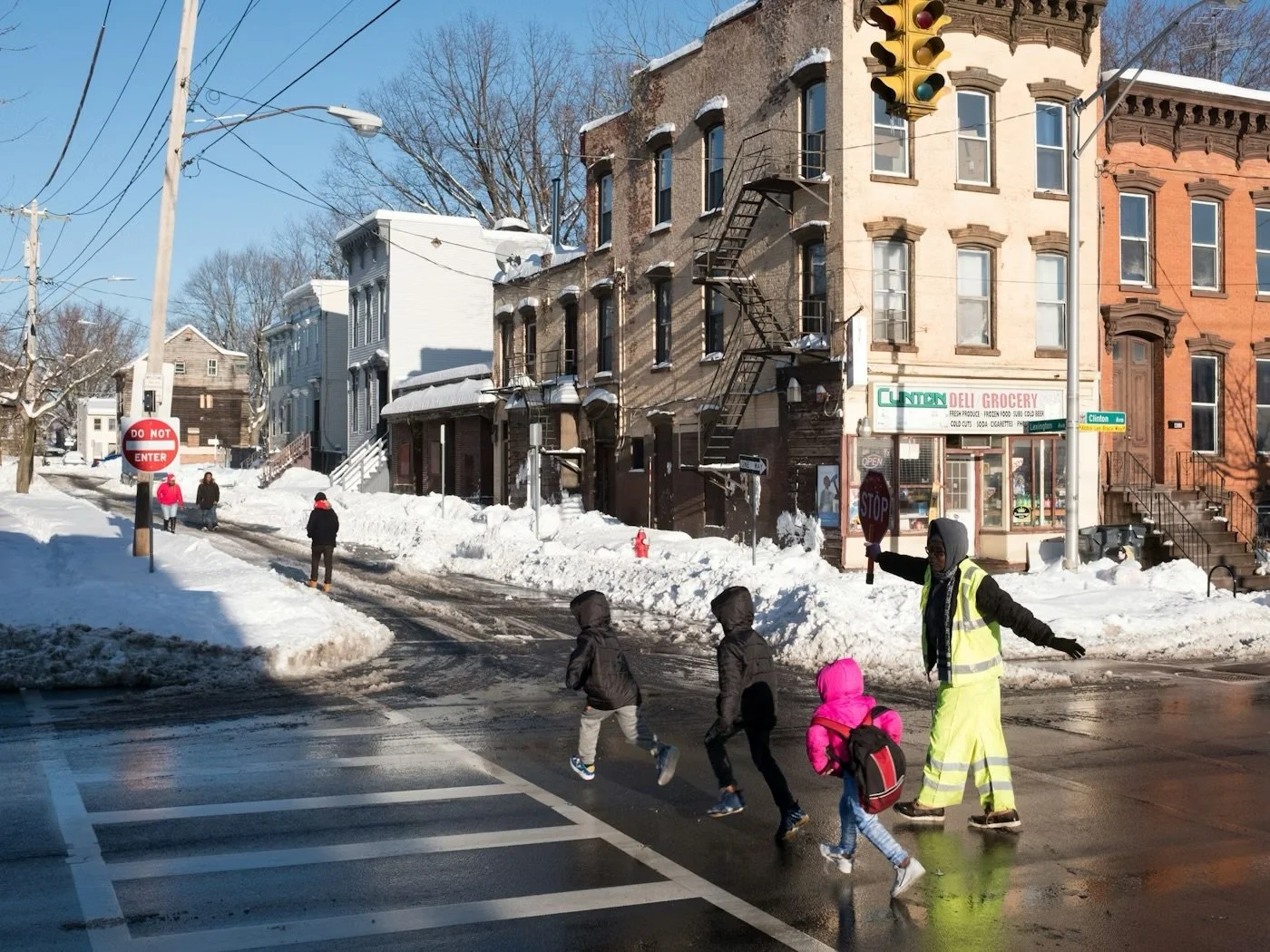 From broken signals to faded markings, crosswalks in Albany have a reputation for being unsafe and inconsistent. As a recent WAMC story highlights (link in bio to read/listen), we along with other local advocates and city councilmember Deborah Zamer 