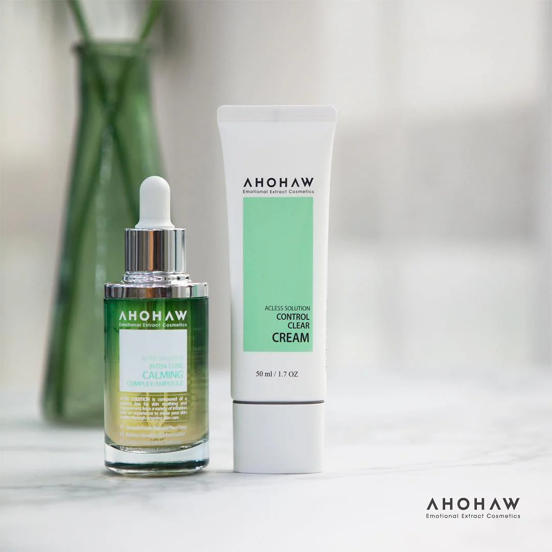 Ahohaw Inten-Cure Calming Complex Ampoule paired with Ahohaw Control Clear Cream for a soothing skin routine