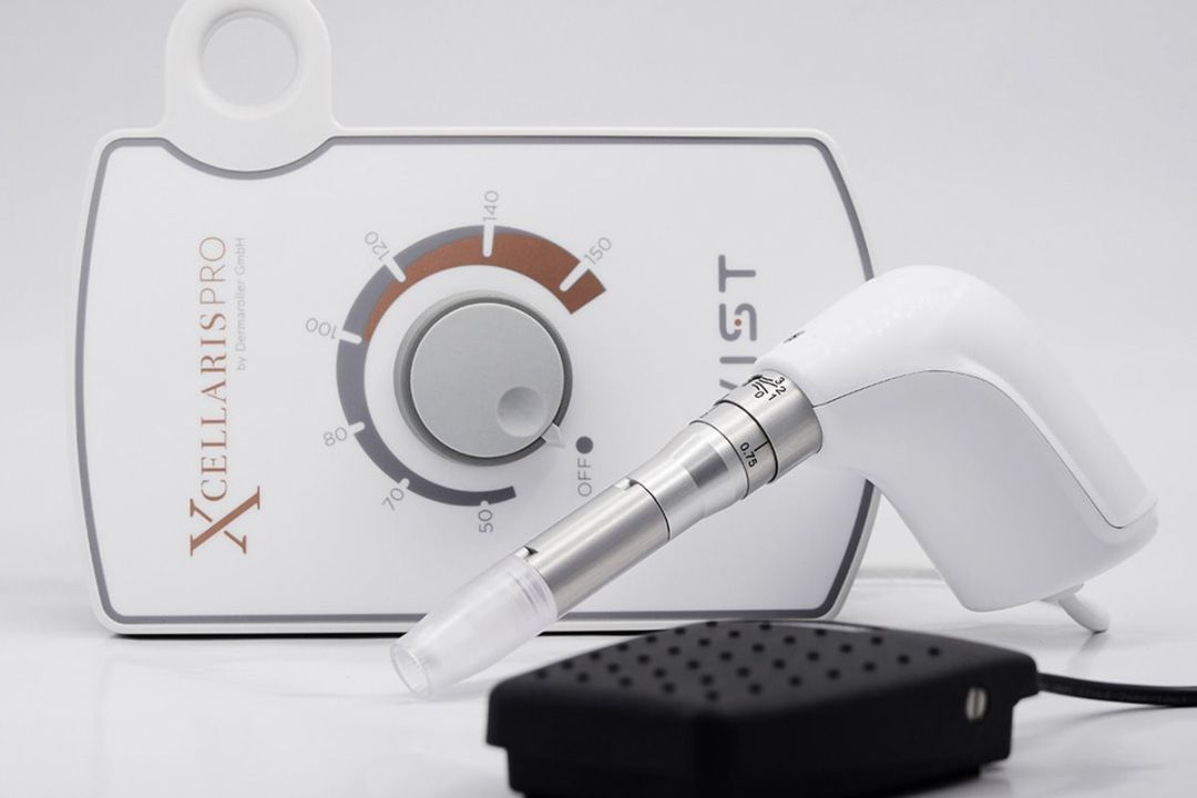 Dermaroller TWIST microneedling machine licensed by Health Canada for collagen induction therapy