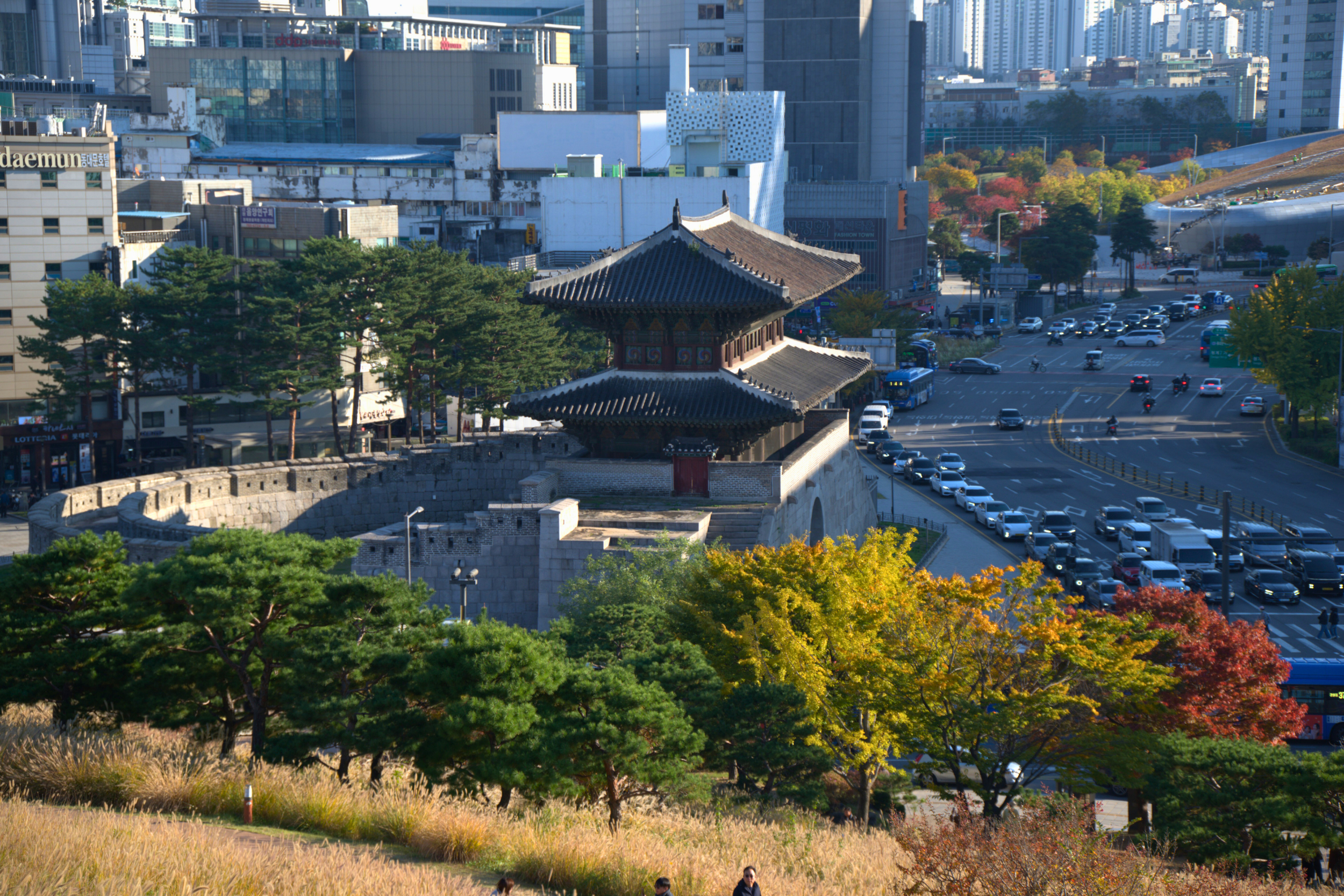 Heunginjimun Park and Seoul city wall trail at fall time